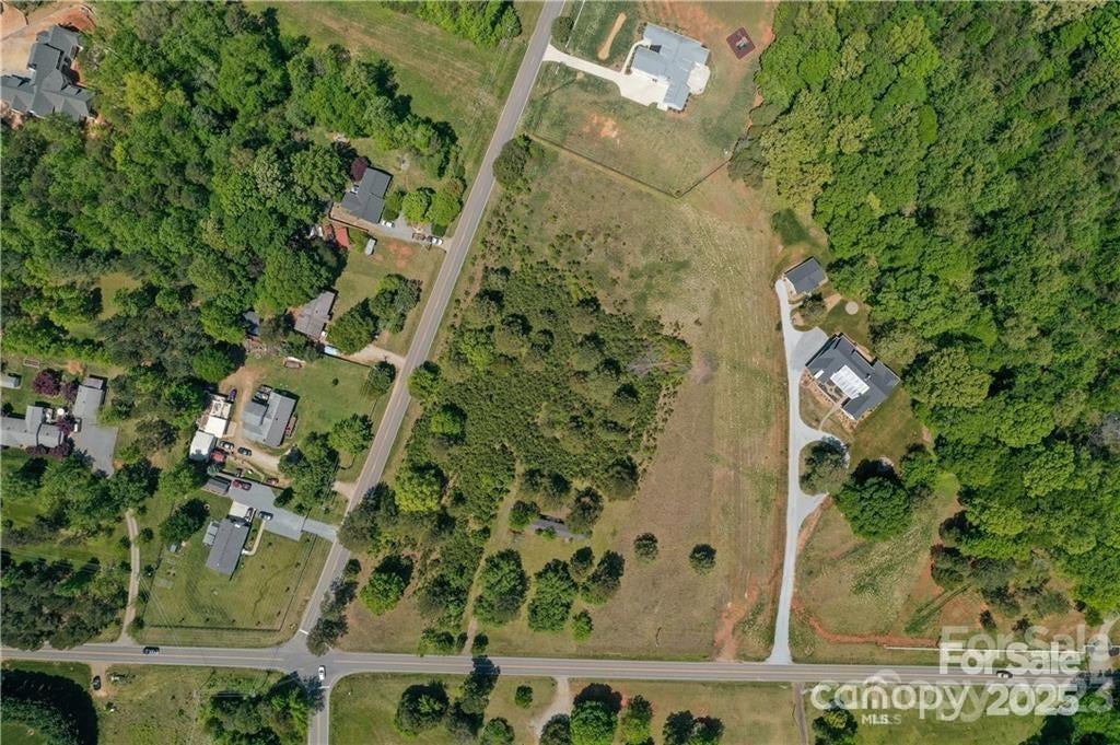 Davidson, North Carolina, 28036, United States, 2 Bedrooms Bedrooms, ,2 BathroomsBathrooms,Residential,Active,1904720