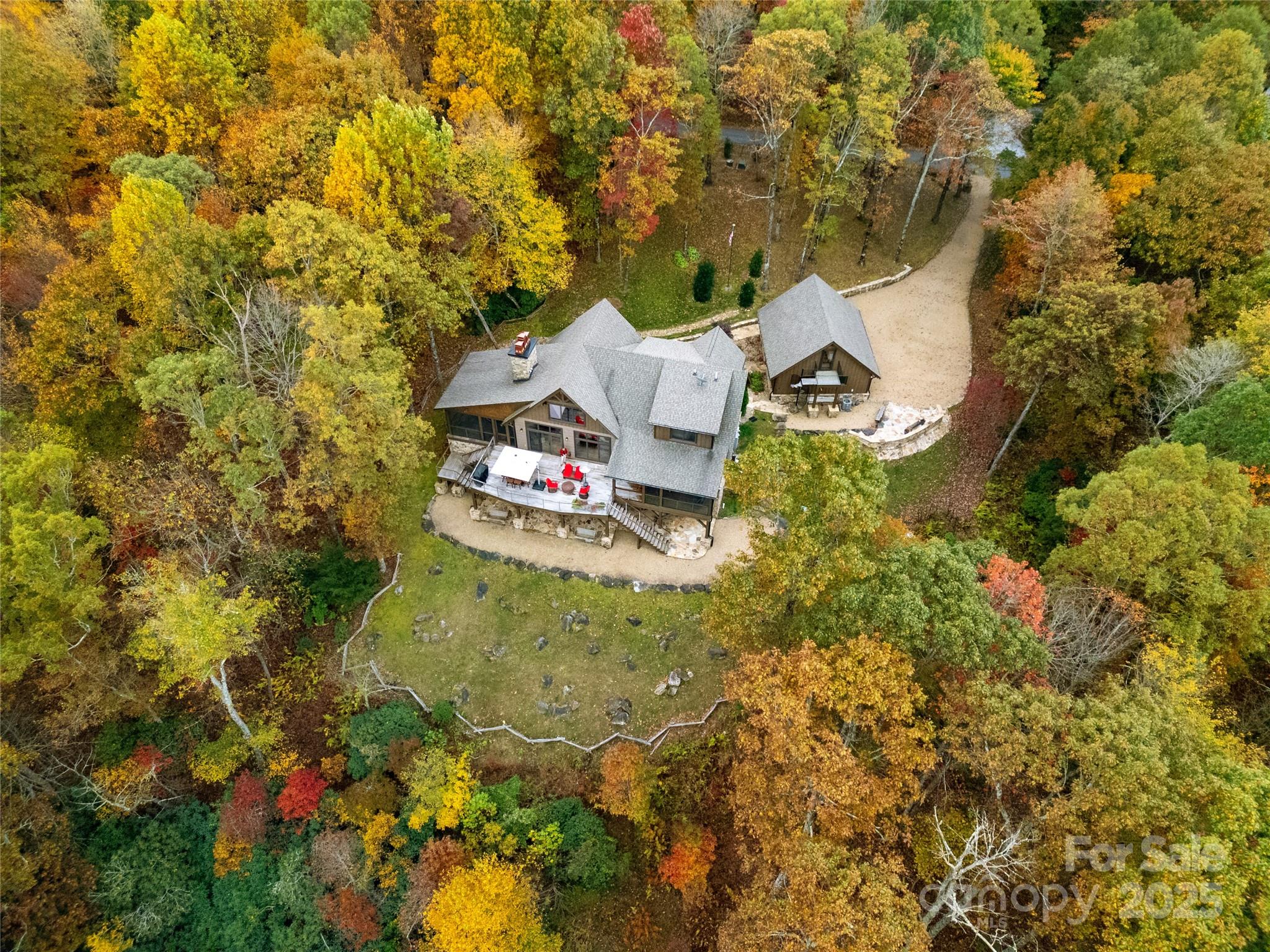 Rosman, North Carolina, 28772, United States, 5 Bedrooms Bedrooms, ,5 BathroomsBathrooms,Residential,Active,1969638