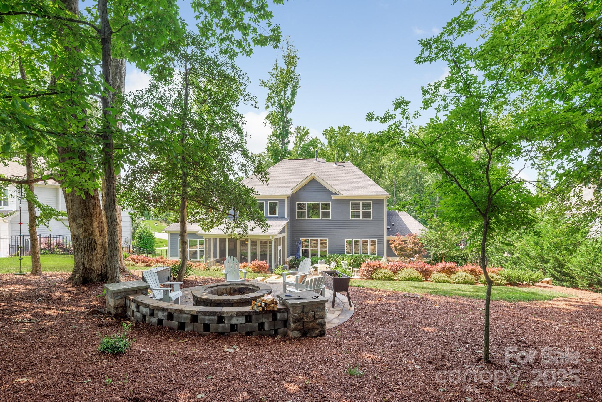 Belmont, North Carolina, 28012, United States, 4 Bedrooms Bedrooms, ,4 BathroomsBathrooms,Residential,Active,1852772