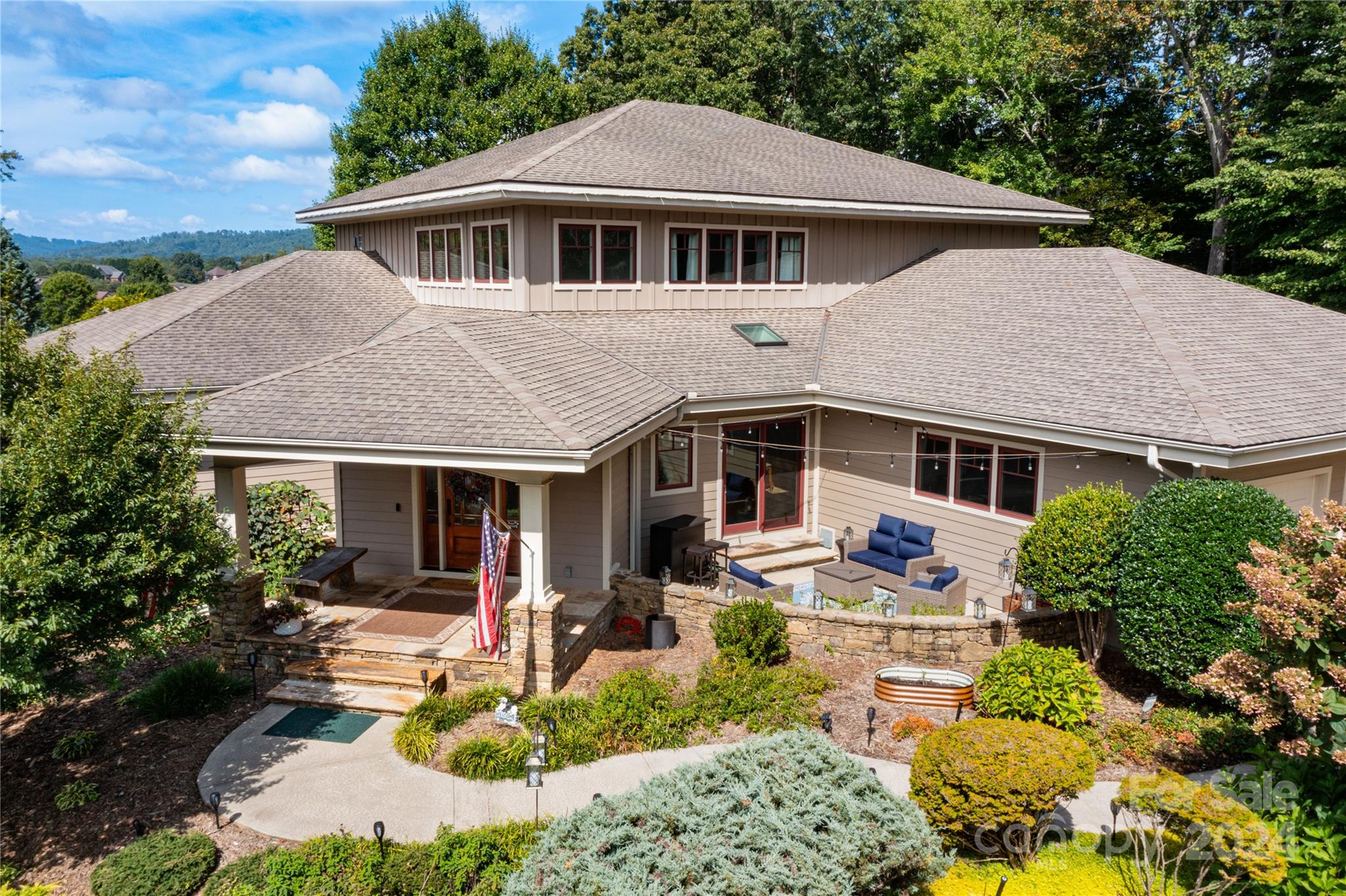 Fletcher, North Carolina, 28732, United States, 5 Bedrooms Bedrooms, ,5 BathroomsBathrooms,Residential,Active,1732440