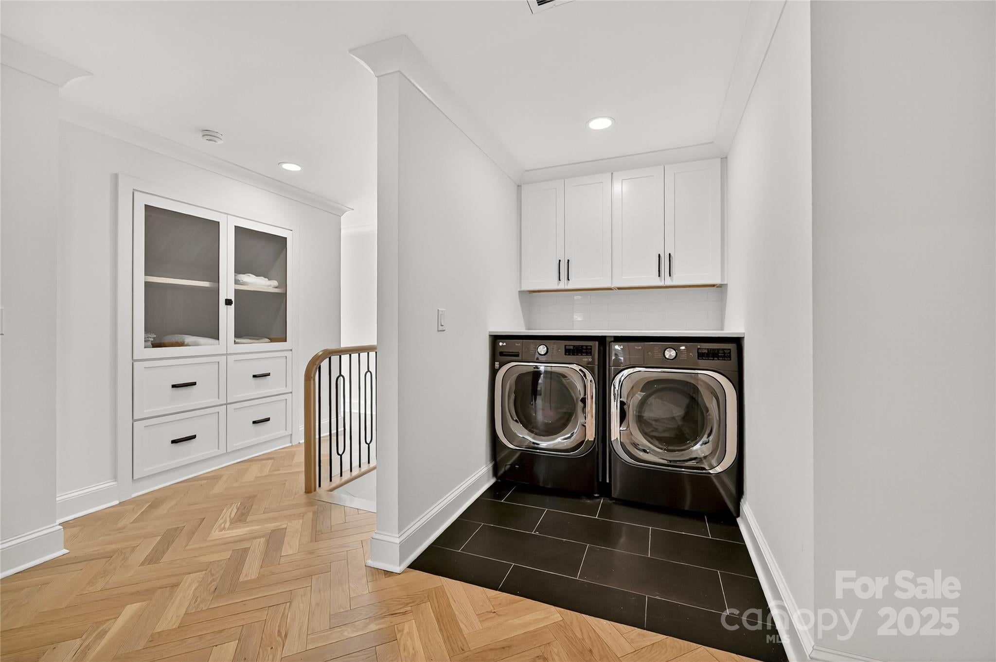 Charlotte, North Carolina, 28277, United States, 6 Bedrooms Bedrooms, ,5 BathroomsBathrooms,Residential,Active,1992626