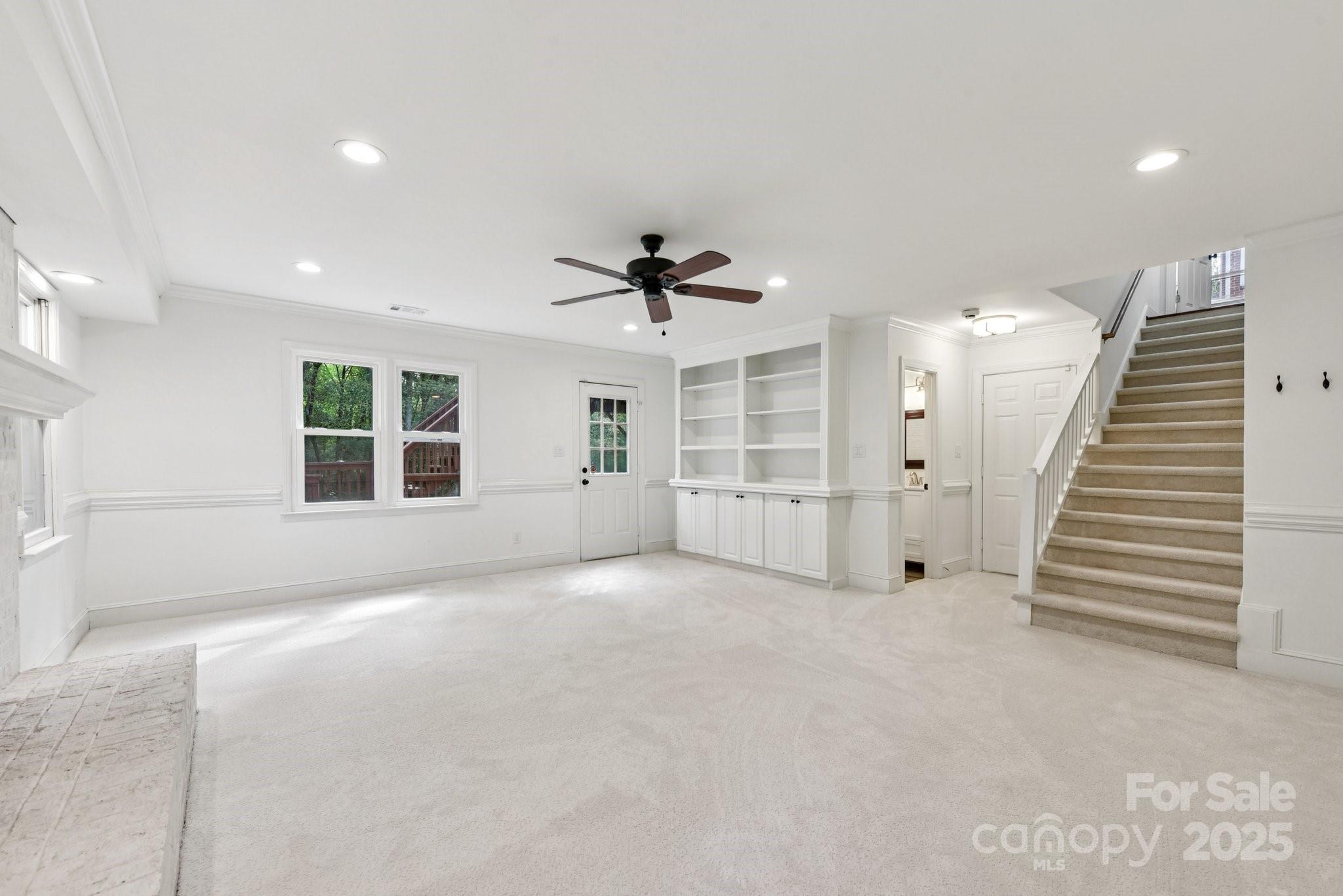 Charlotte, North Carolina, 28210, United States, 4 Bedrooms Bedrooms, ,5 BathroomsBathrooms,Residential,Active,1920239