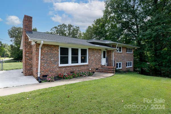 122 CRESTWOOD DR, CHESTER, SC 29706 - Image 1