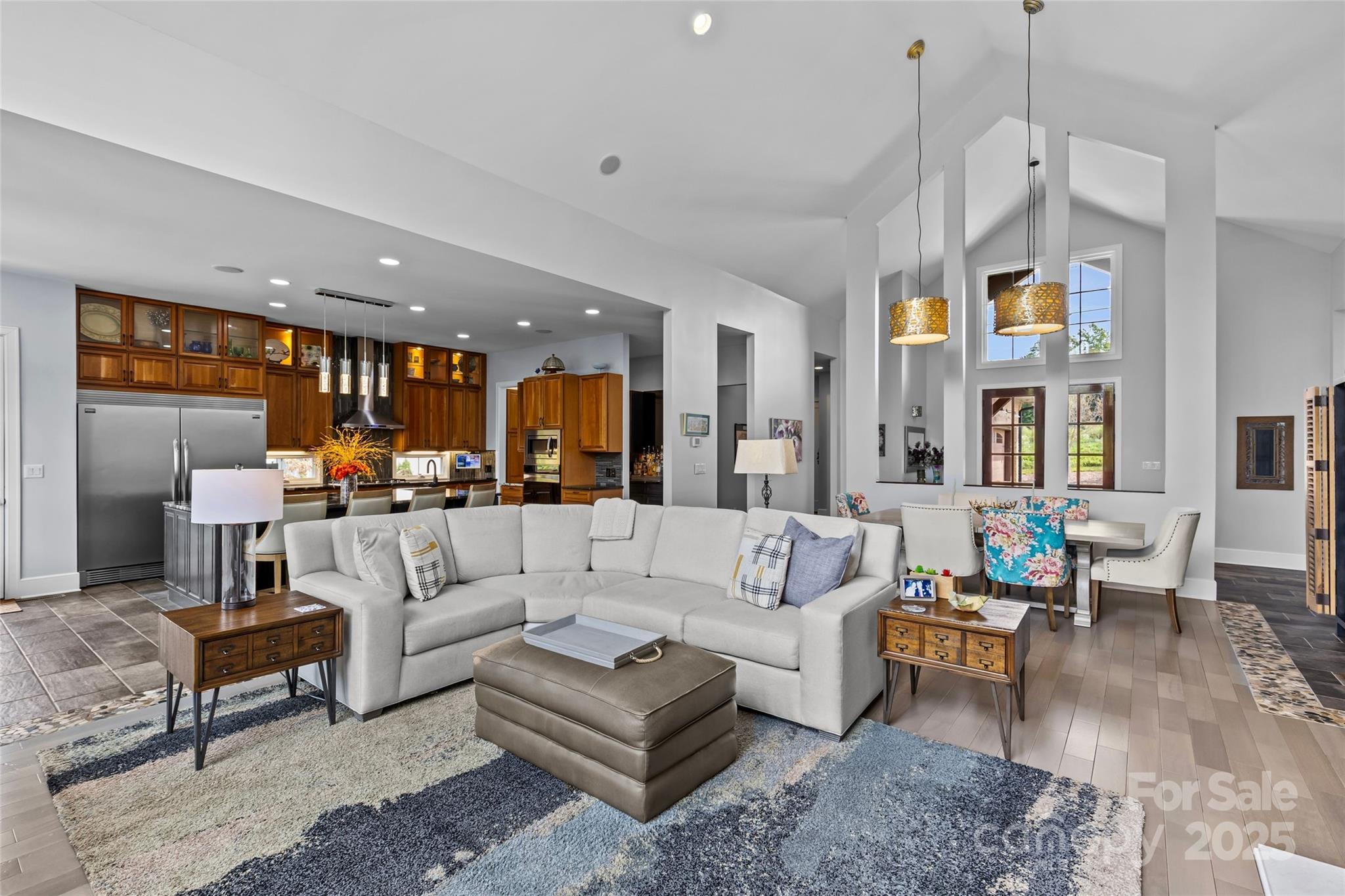 Belmont, North Carolina, 28012, United States, 5 Bedrooms Bedrooms, ,5 BathroomsBathrooms,Residential,Active,1953385