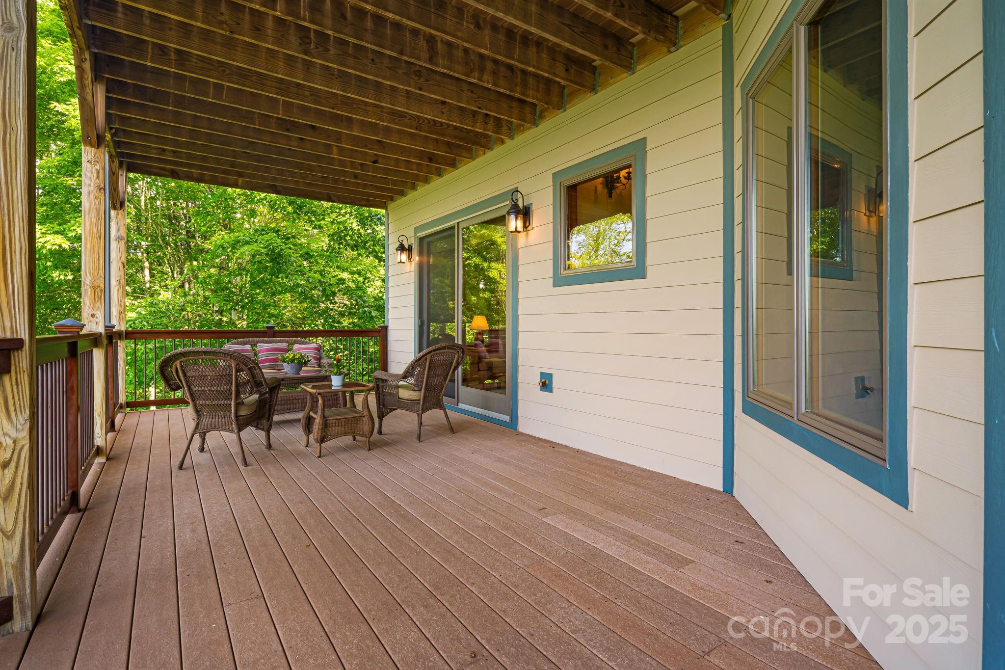Mars Hill, North Carolina, 28754, United States, 4 Bedrooms Bedrooms, ,6 BathroomsBathrooms,Residential,Active,1996266