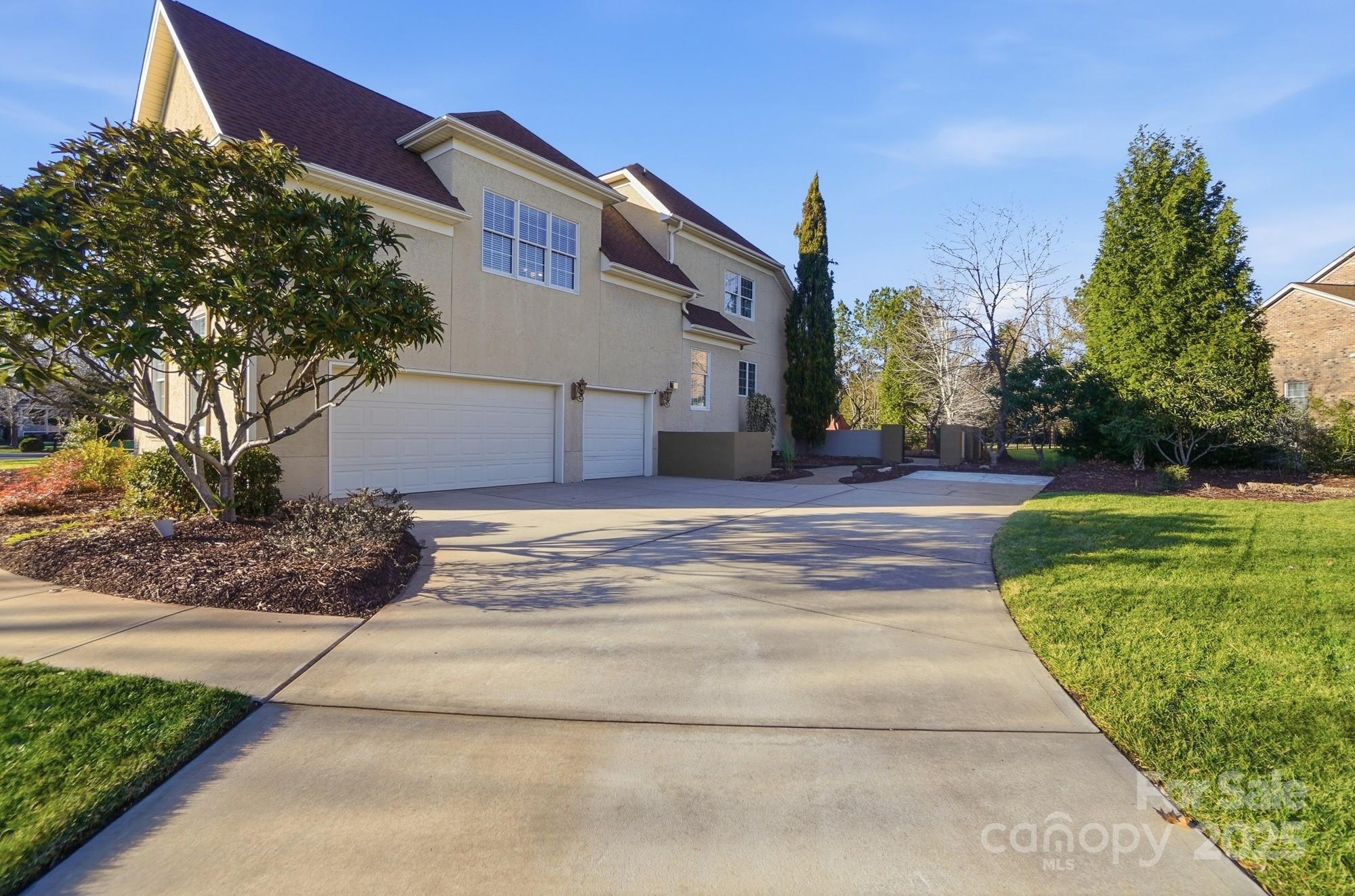 Waxhaw, North Carolina, 28173, United States, 5 Bedrooms Bedrooms, ,4 BathroomsBathrooms,Residential,Active,2007279