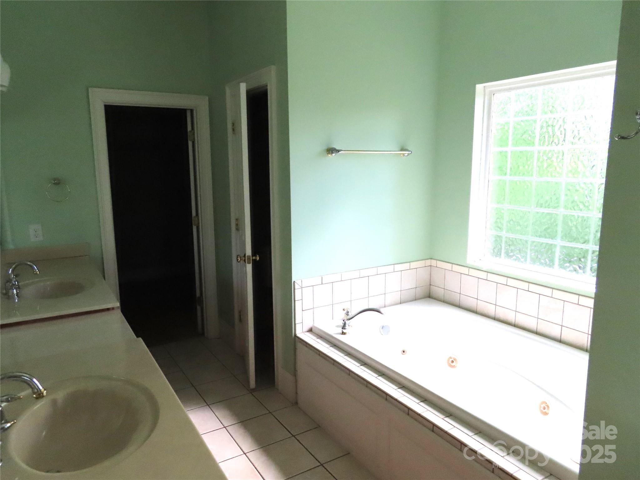 York, South Carolina, 29745, United States, ,5 BathroomsBathrooms,Residential,Active,1798121
