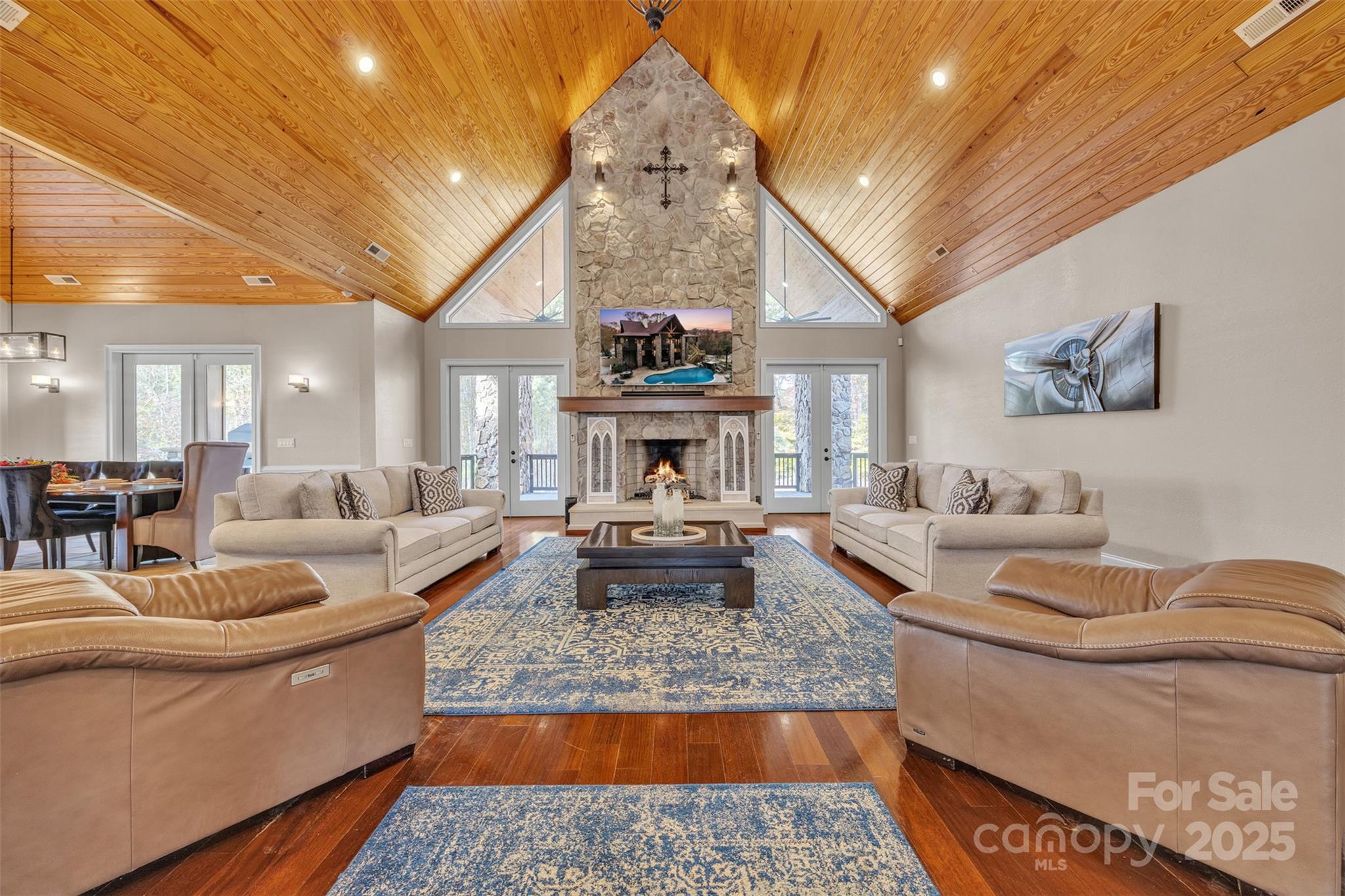 Catawba, North Carolina, 28609, United States, 4 Bedrooms Bedrooms, ,5 BathroomsBathrooms,Residential,Active,1993629