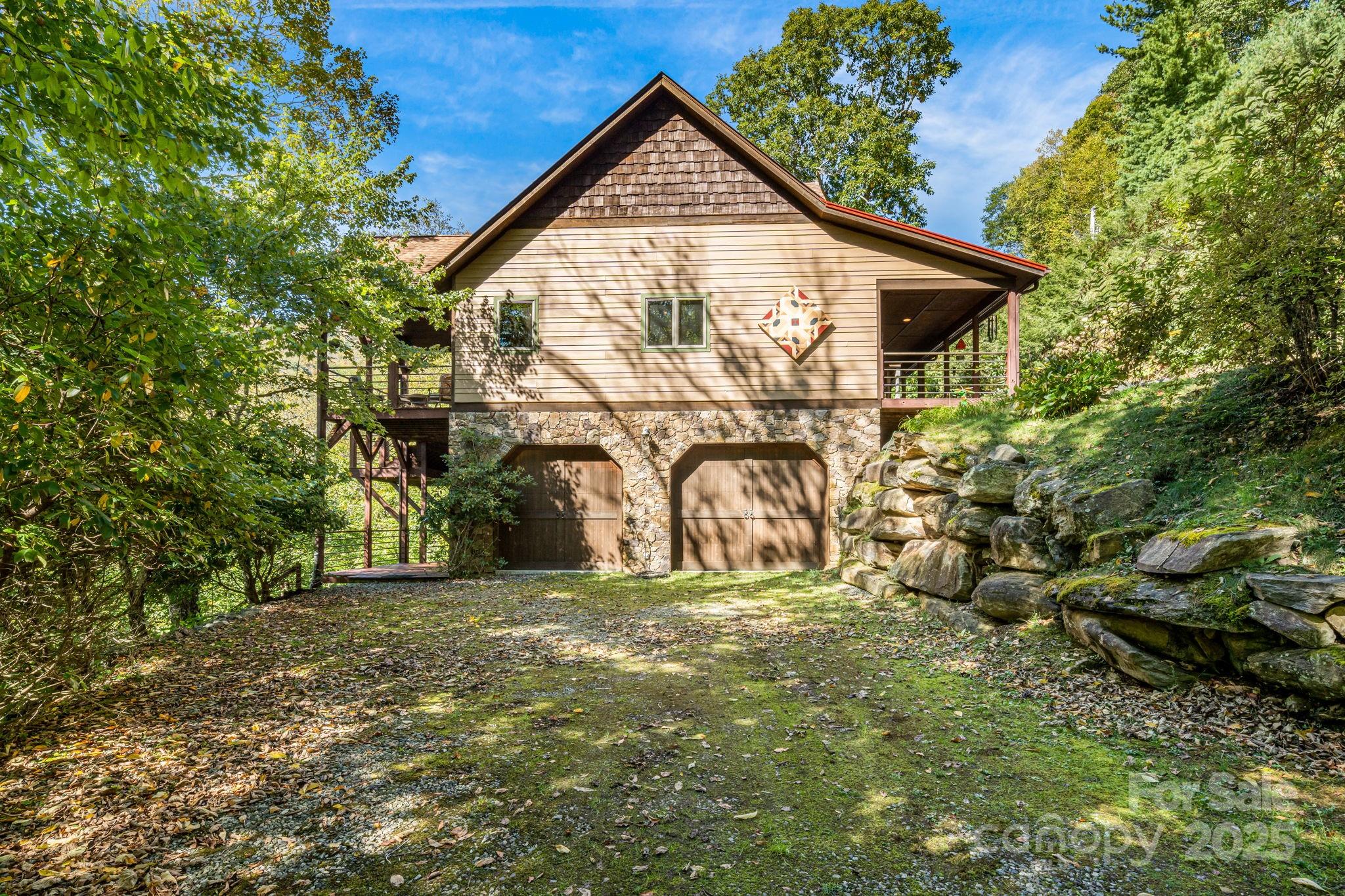 Mars Hill, North Carolina, 28754, United States, 4 Bedrooms Bedrooms, ,4 BathroomsBathrooms,Residential,Active,1960160