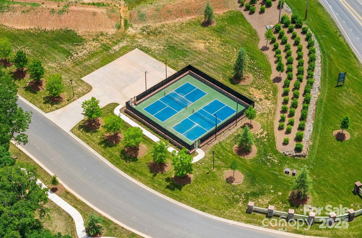 Weddington, North Carolina, 28104, United States, 5 Bedrooms Bedrooms, ,4 BathroomsBathrooms,Residential,Active,2006936