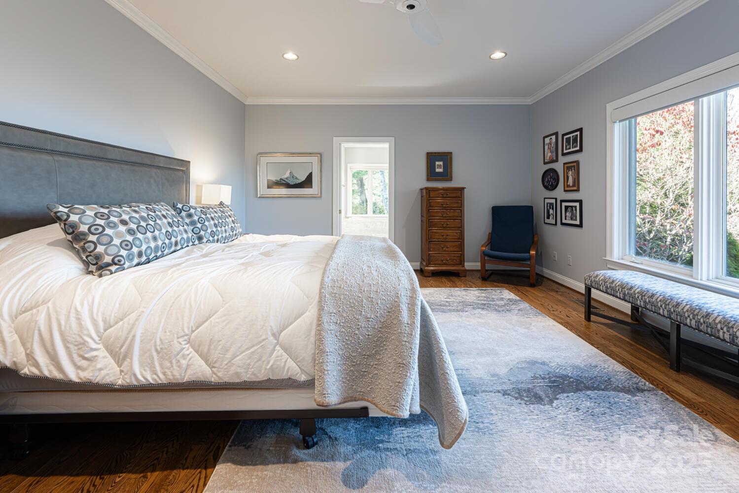 Flat Rock, North Carolina, 28731, United States, 3 Bedrooms Bedrooms, ,4 BathroomsBathrooms,Residential,Active,1990039