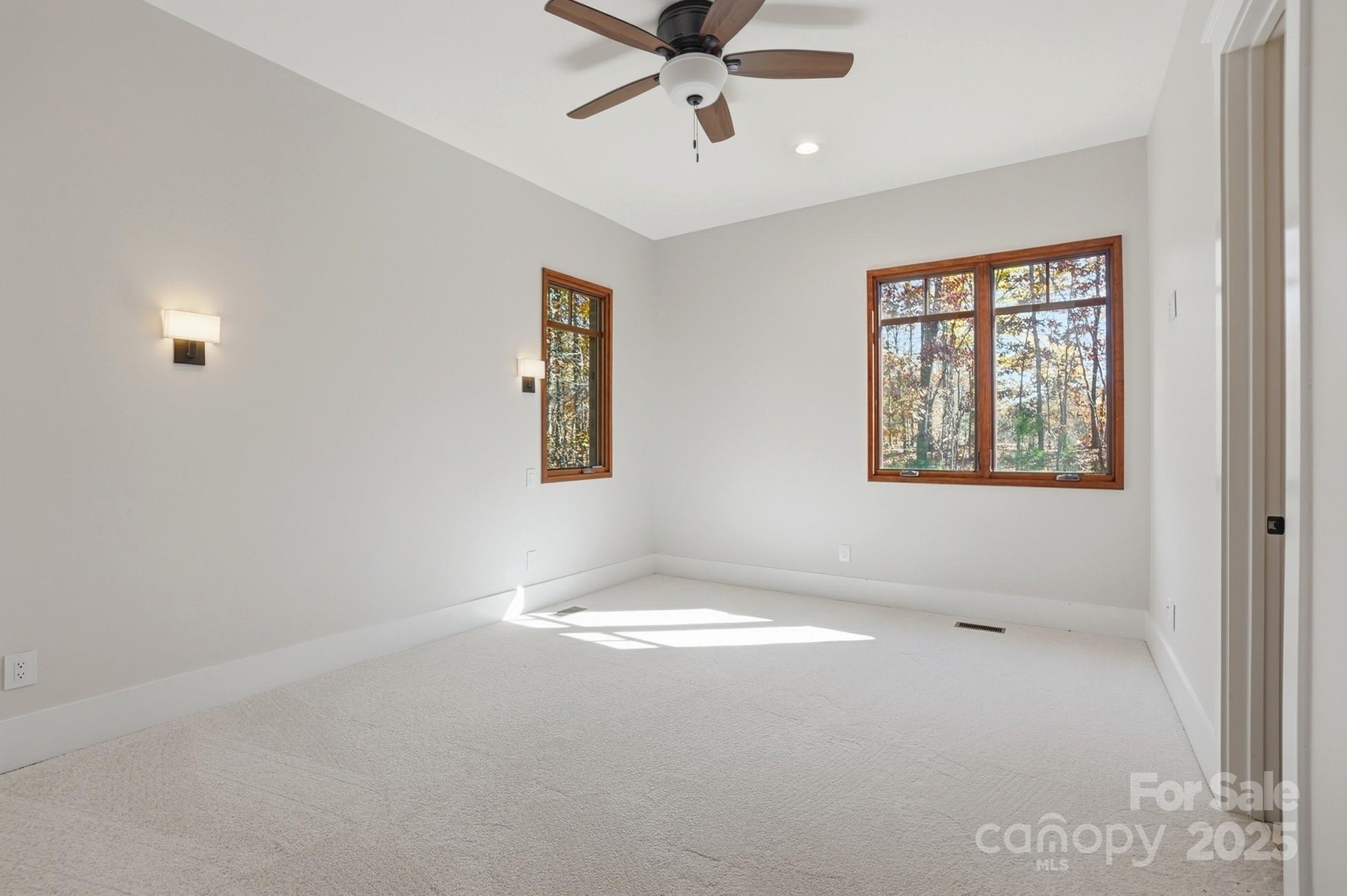 Waxhaw, North Carolina, 28173, United States, 4 Bedrooms Bedrooms, ,5 BathroomsBathrooms,Residential,Active,1990673