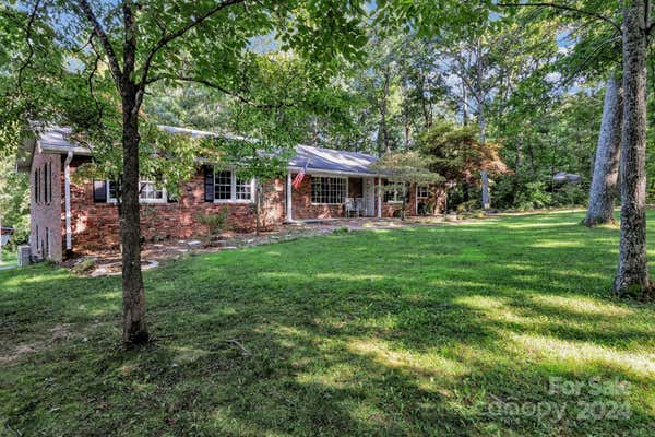 1 GLEN COVE RD, ARDEN, NC 28704, photo 3 of 35