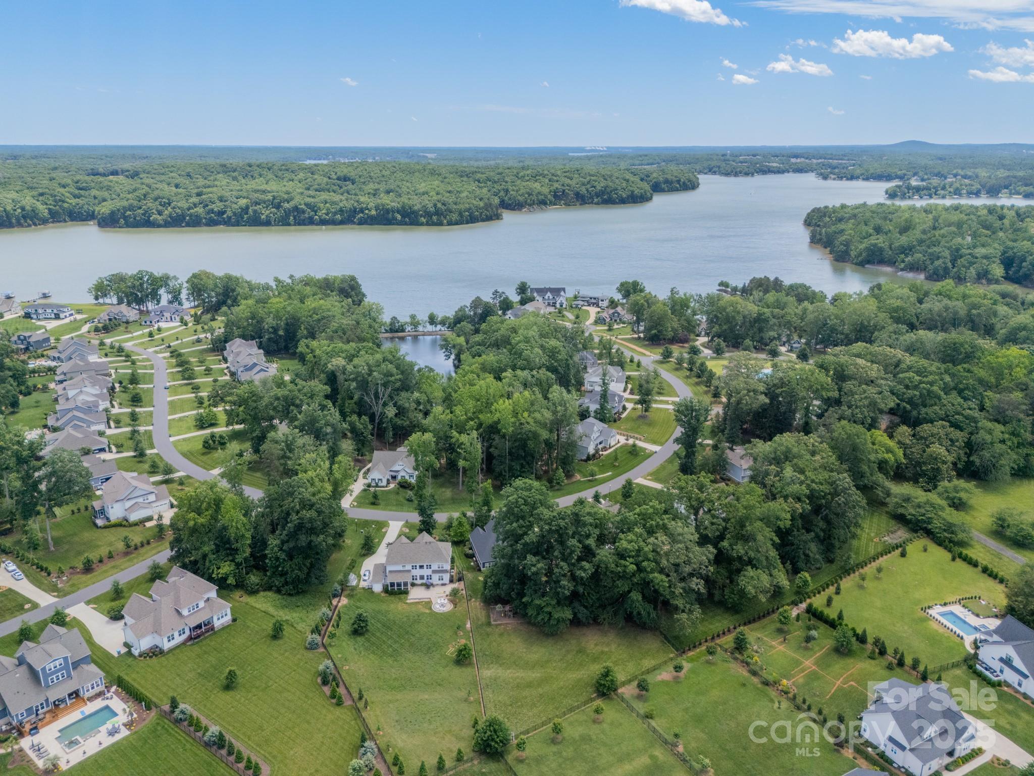 Belmont, North Carolina, 28012, United States, 4 Bedrooms Bedrooms, ,4 BathroomsBathrooms,Residential,Active,1852772
