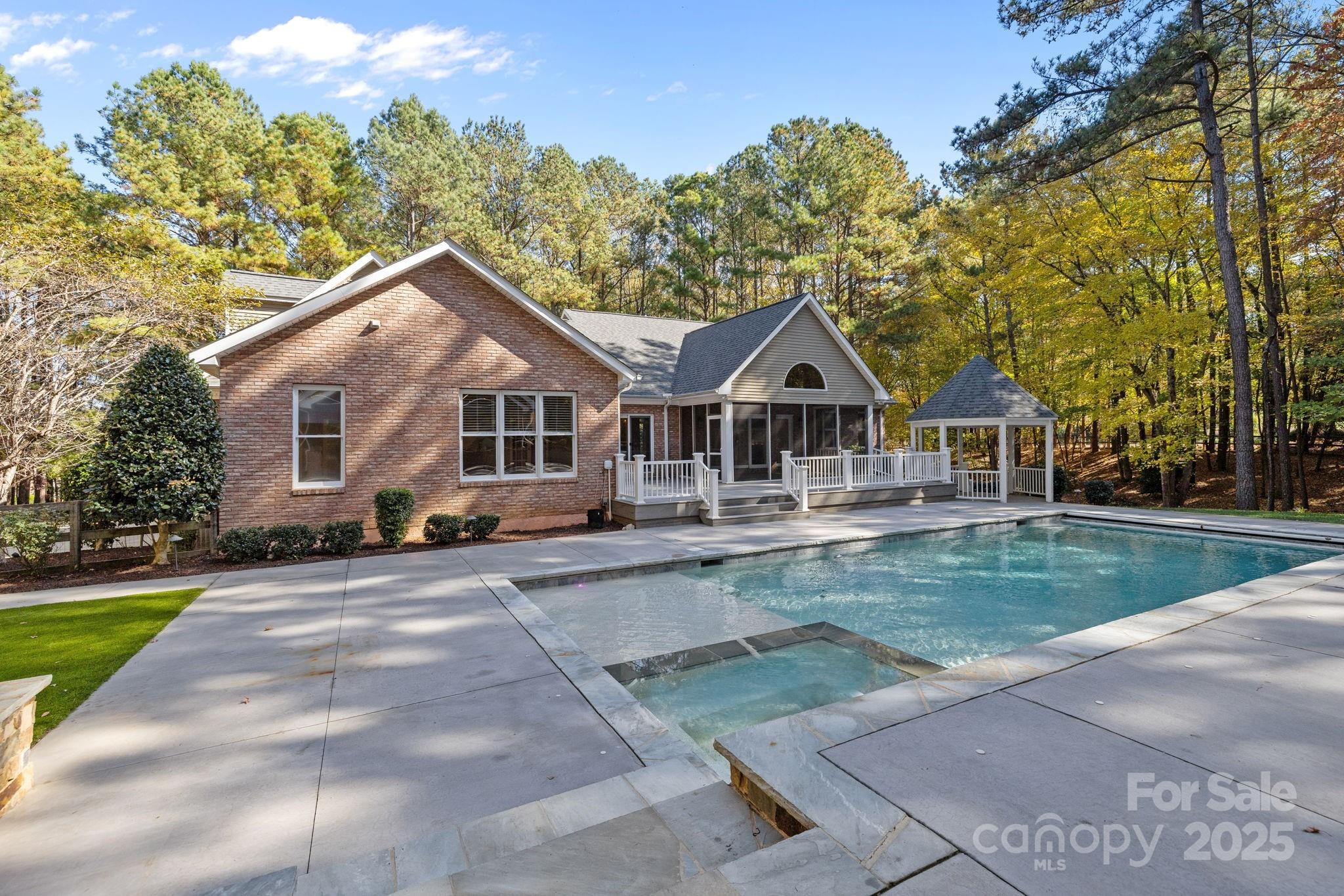 Waxhaw, North Carolina, 28173, United States, 4 Bedrooms Bedrooms, ,5 BathroomsBathrooms,Residential,Active,1986889