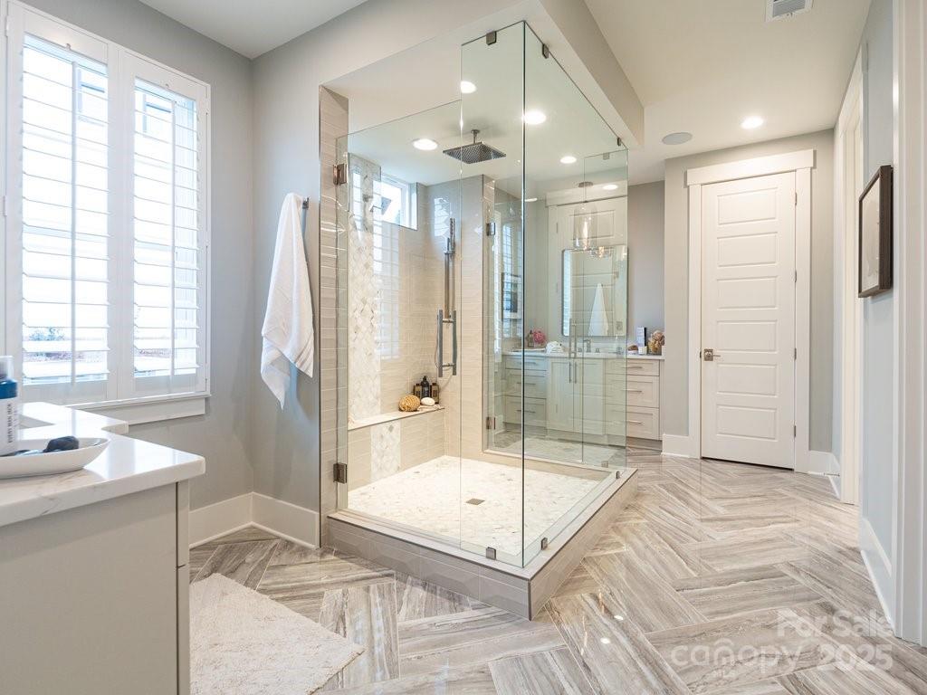 Huntersville, North Carolina, 28078, United States, 4 Bedrooms Bedrooms, ,4 BathroomsBathrooms,Residential,Active,1905080
