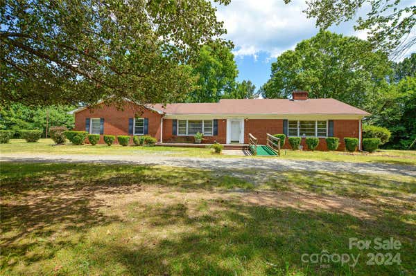 6490 NC HIGHWAY 135, STONEVILLE, NC 27048 - Image 1