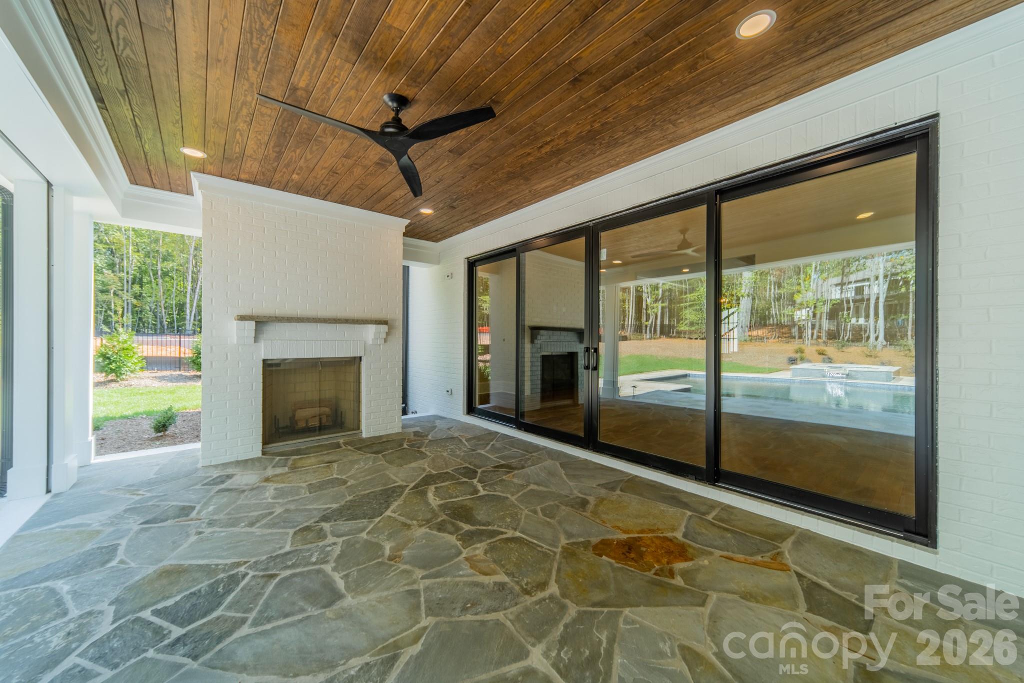 Matthews, North Carolina, 28104, United States, 5 Bedrooms Bedrooms, ,6 BathroomsBathrooms,Residential,Active,2010163