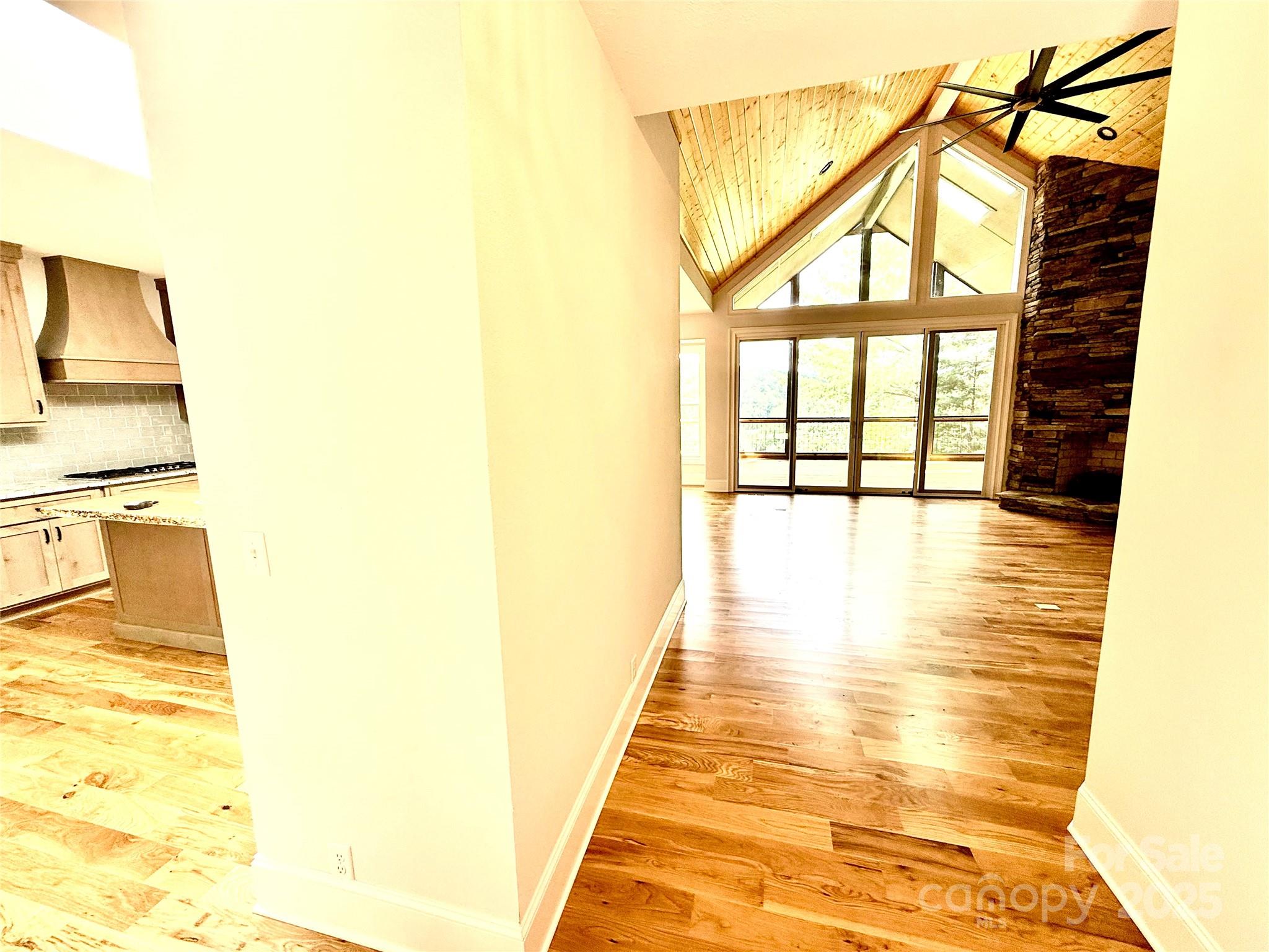 Brevard, North Carolina, 28712, United States, 4 Bedrooms Bedrooms, ,3 BathroomsBathrooms,Residential,Active,1997608