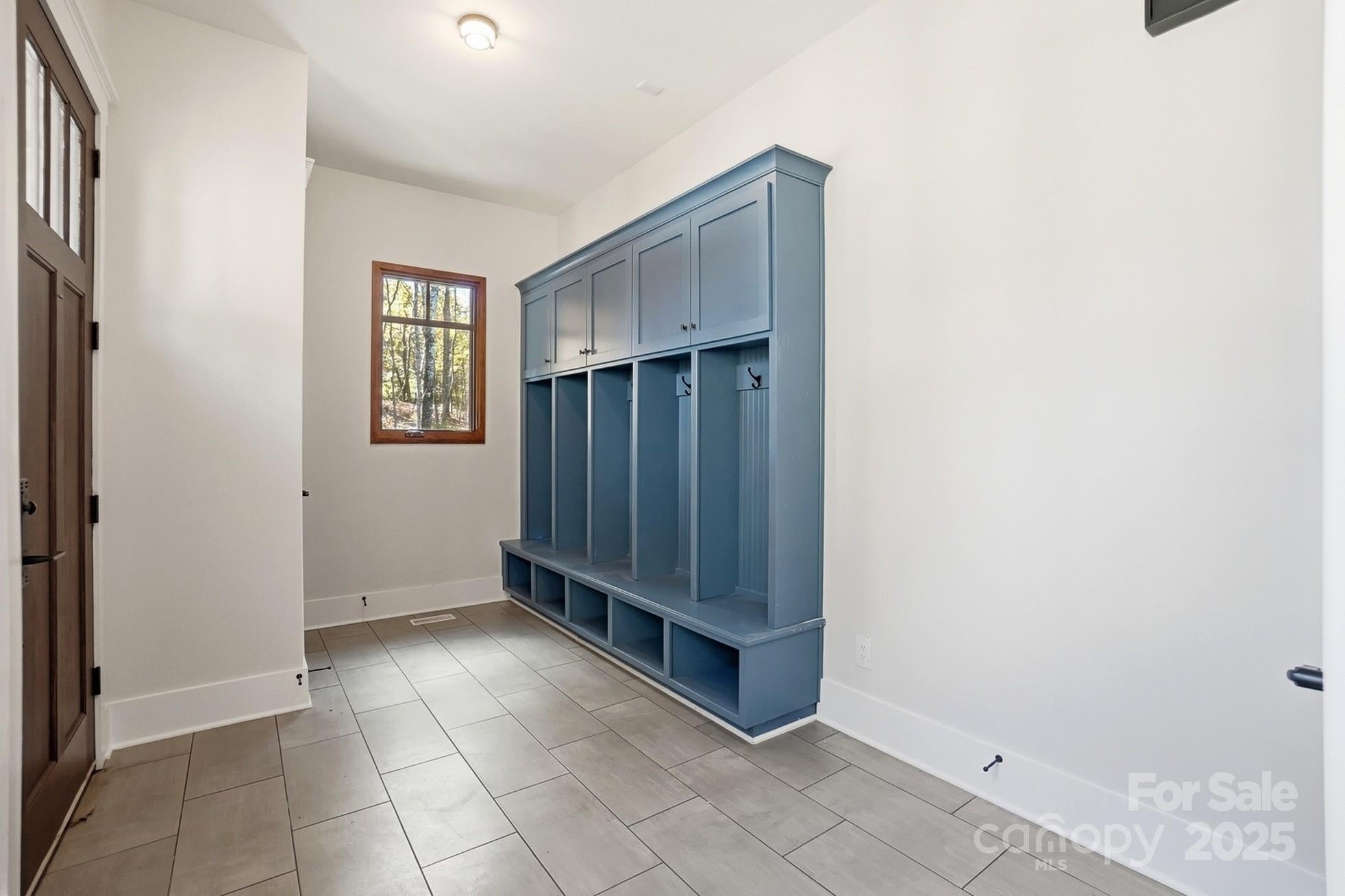 Waxhaw, North Carolina, 28173, United States, 4 Bedrooms Bedrooms, ,5 BathroomsBathrooms,Residential,Active,1990673