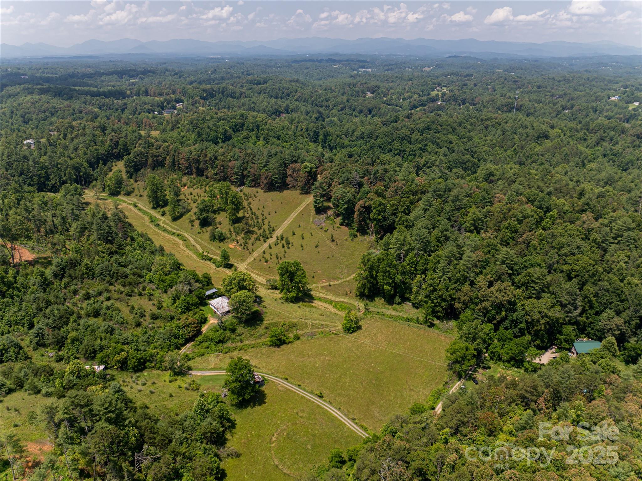 Weaverville, North Carolina, 28787, United States, 3 Bedrooms Bedrooms, ,2 BathroomsBathrooms,Residential,Active,1892411