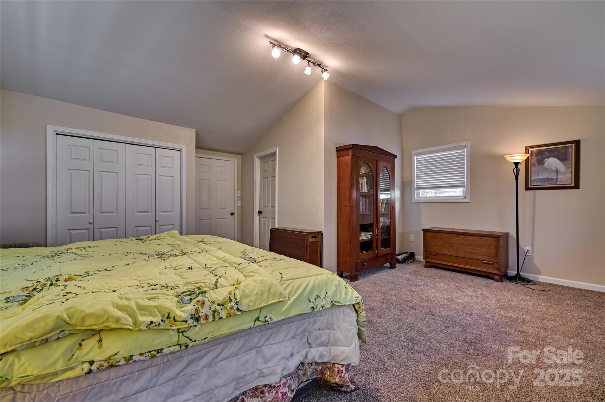 Highlands, North Carolina, 28741, United States, 2 Bedrooms Bedrooms, ,2 BathroomsBathrooms,Residential,Active,1993941