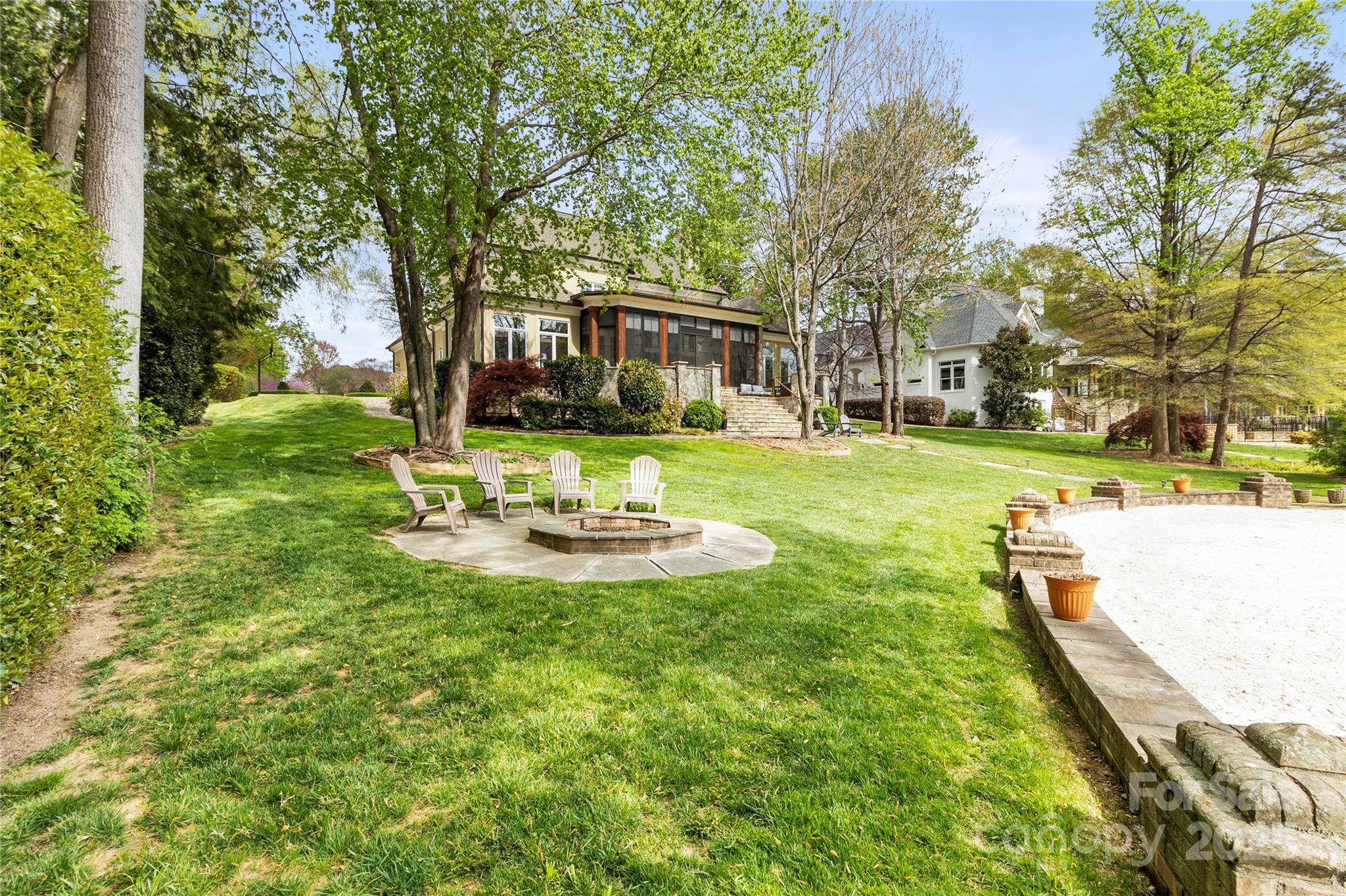 Cornelius, North Carolina, 28031, United States, 4 Bedrooms Bedrooms, ,7 BathroomsBathrooms,Residential,Active,1762837