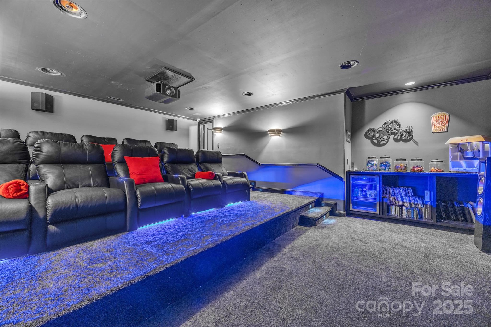 Catawba, North Carolina, 28609, United States, 4 Bedrooms Bedrooms, ,5 BathroomsBathrooms,Residential,Active,1993629