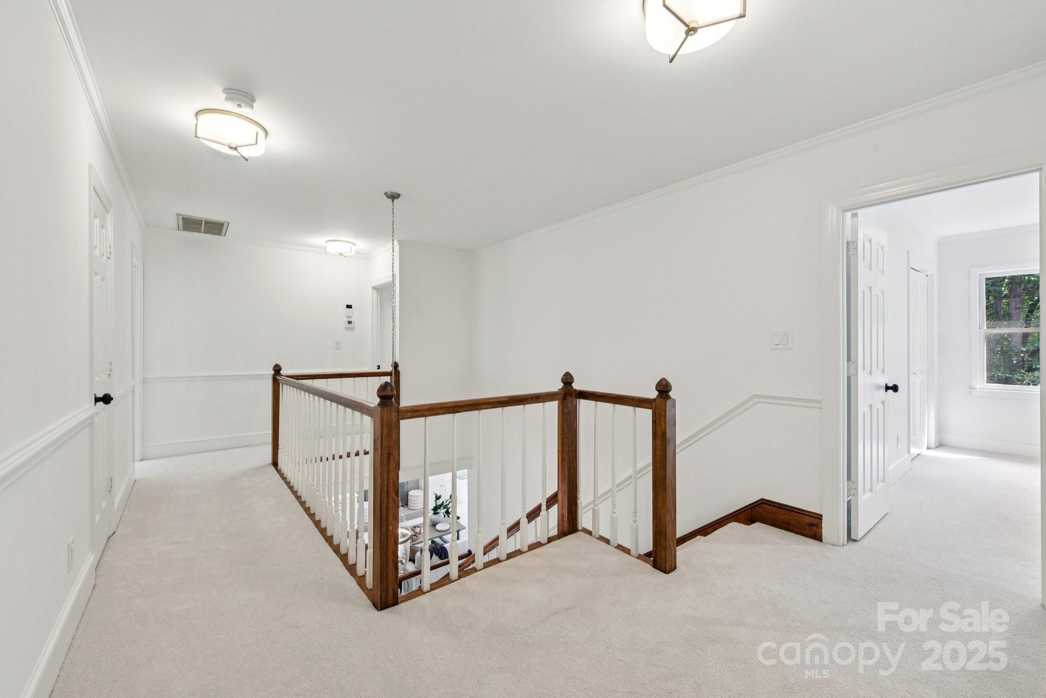 Charlotte, North Carolina, 28210, United States, 4 Bedrooms Bedrooms, ,5 BathroomsBathrooms,Residential,Active,1920239
