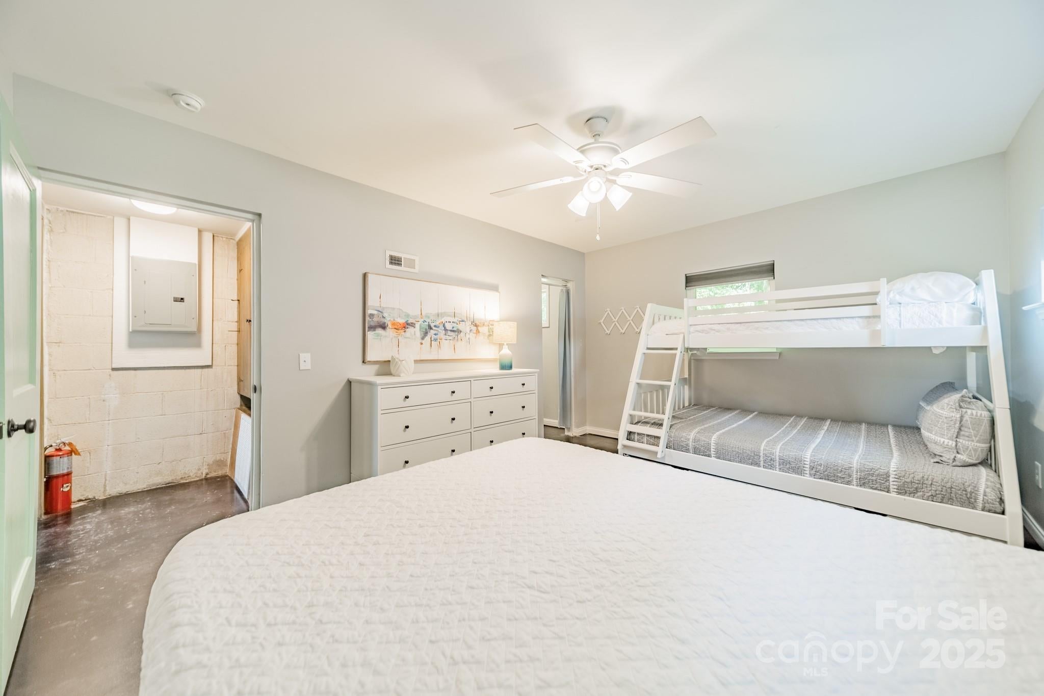 Clover, South Carolina, 29710, United States, 2 Bedrooms Bedrooms, ,2 BathroomsBathrooms,Residential,Active,1929445