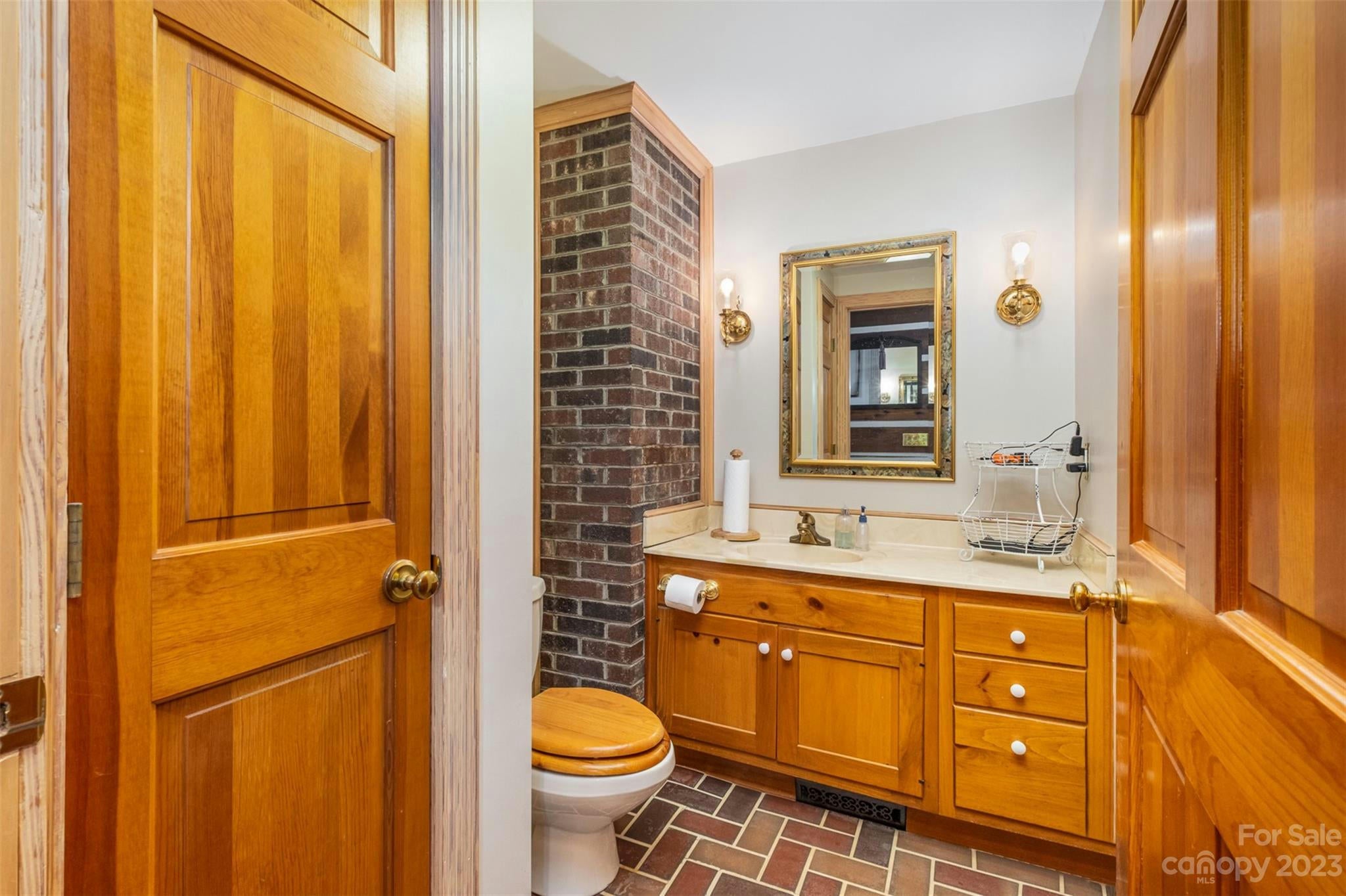 Statesville, North Carolina, 28625, United States, ,8 BathroomsBathrooms,Residential,Active,1769405