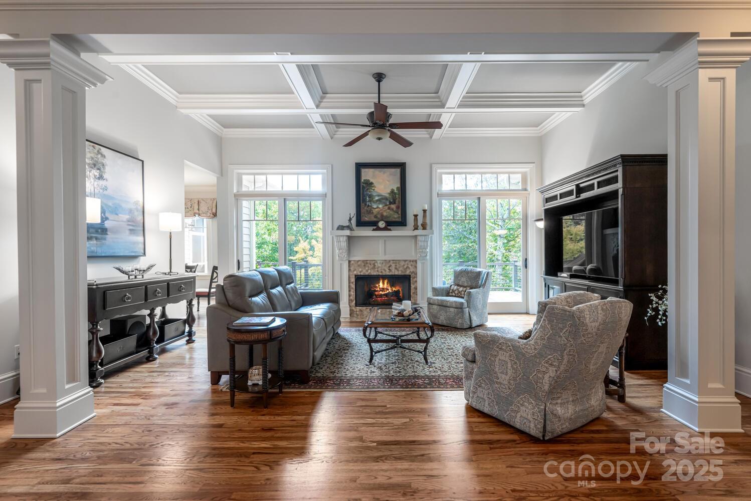 Flat Rock, North Carolina, 28731, United States, 3 Bedrooms Bedrooms, ,4 BathroomsBathrooms,Residential,Active,1965787