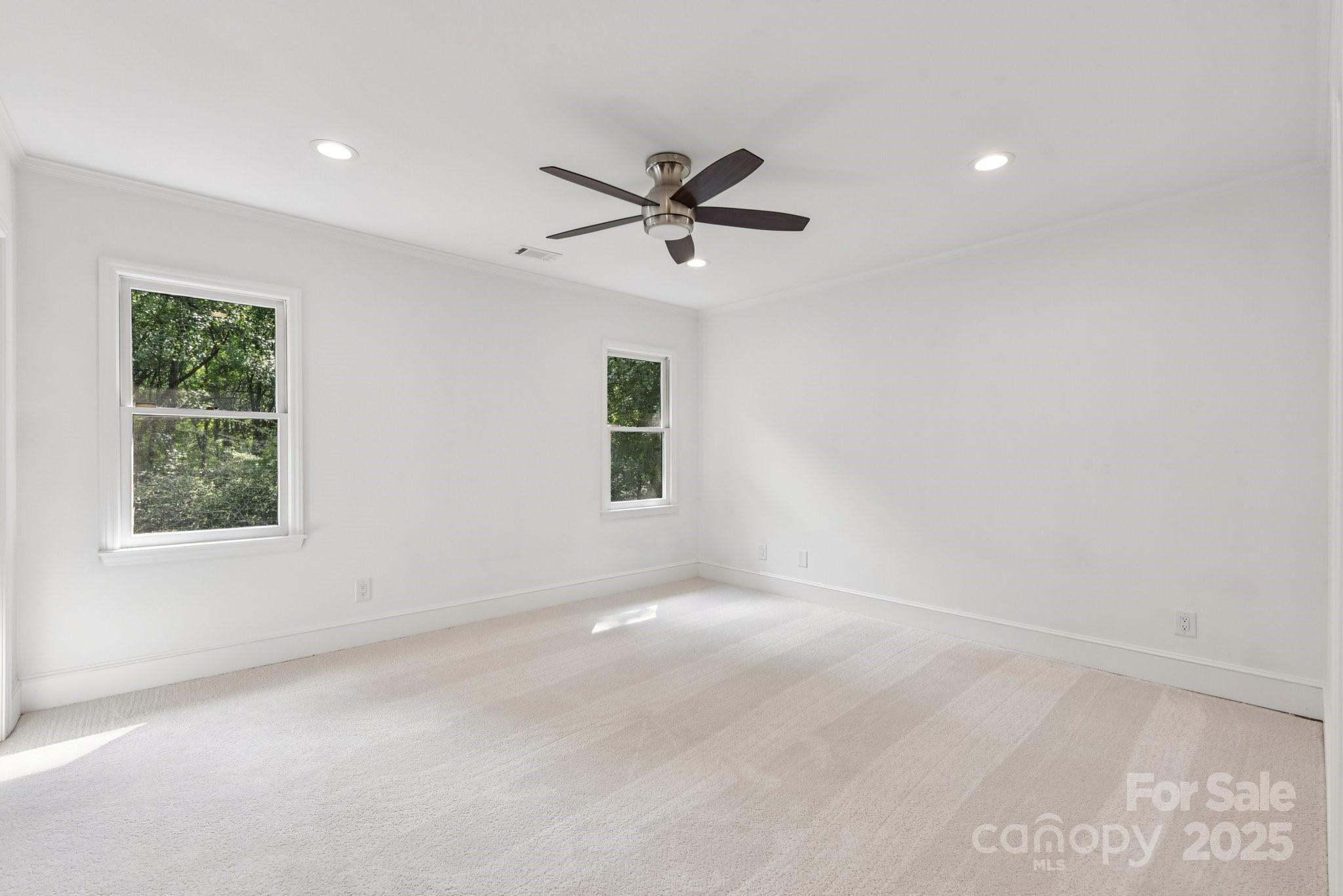 Charlotte, North Carolina, 28210, United States, 4 Bedrooms Bedrooms, ,5 BathroomsBathrooms,Residential,Active,1920239