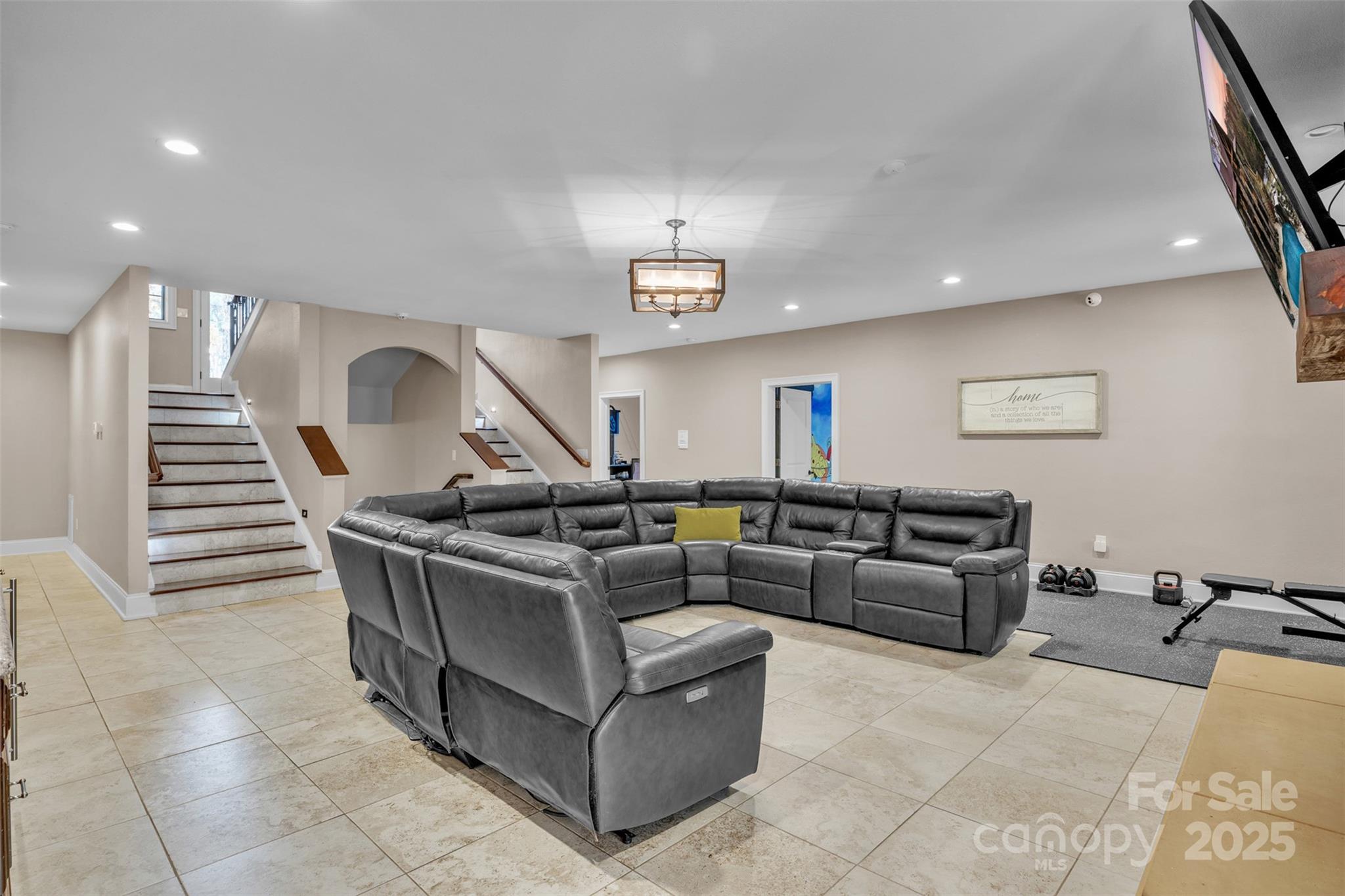 Catawba, North Carolina, 28609, United States, 4 Bedrooms Bedrooms, ,5 BathroomsBathrooms,Residential,Active,1993629