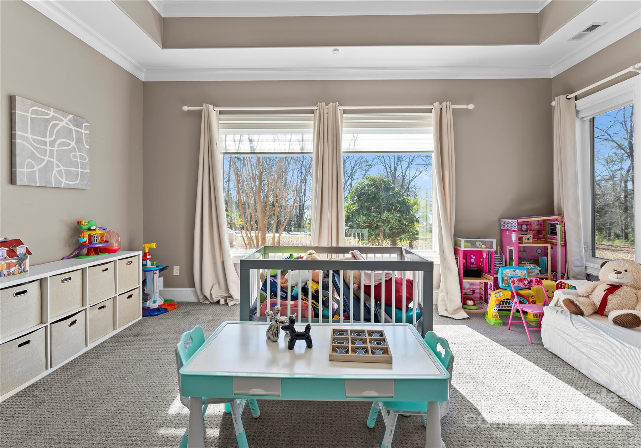 Charlotte, North Carolina, 28278, United States, 5 Bedrooms Bedrooms, ,5 BathroomsBathrooms,Residential,Active,1748232