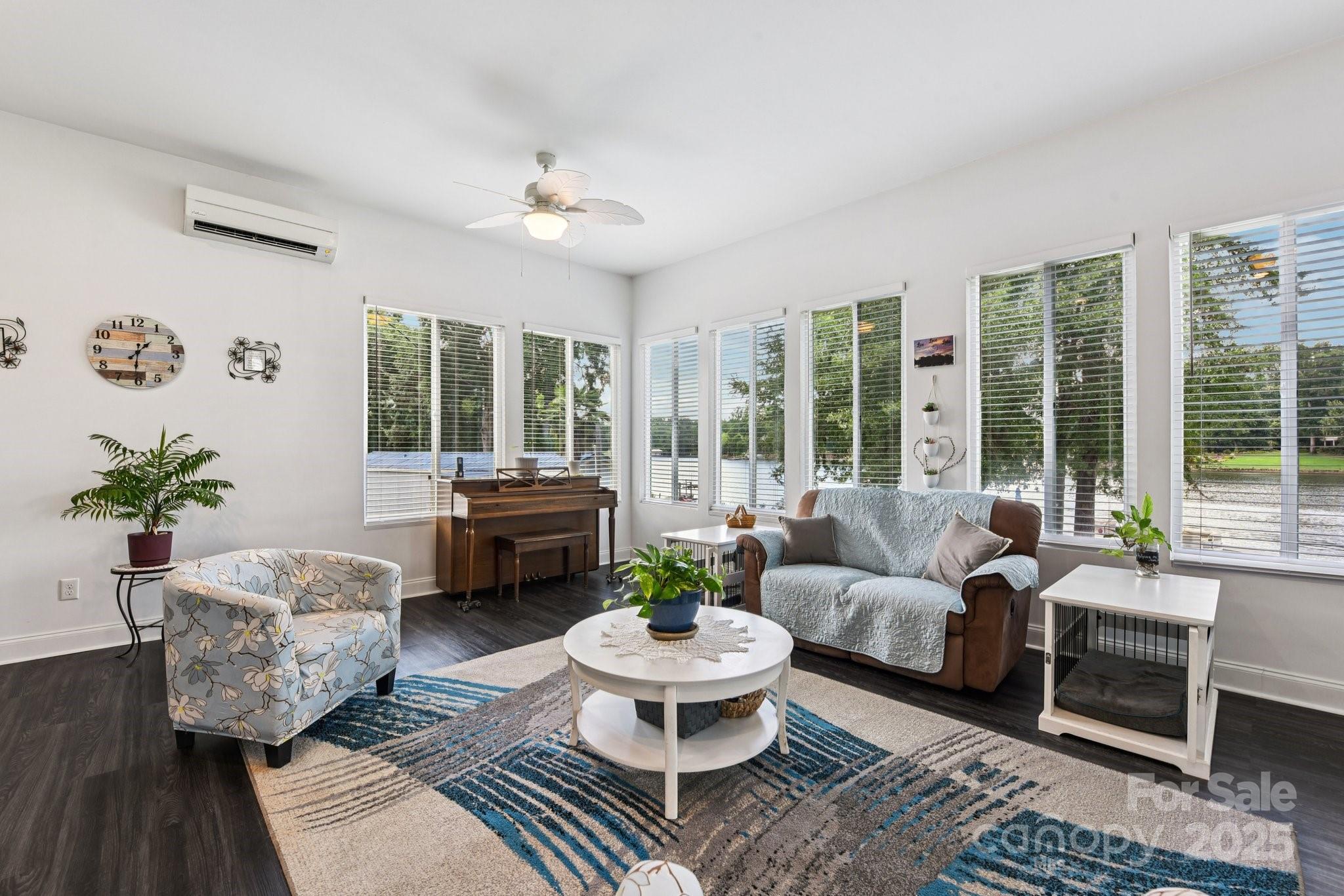 Clover, South Carolina, 29710, United States, 3 Bedrooms Bedrooms, ,3 BathroomsBathrooms,Residential,Active,1905066