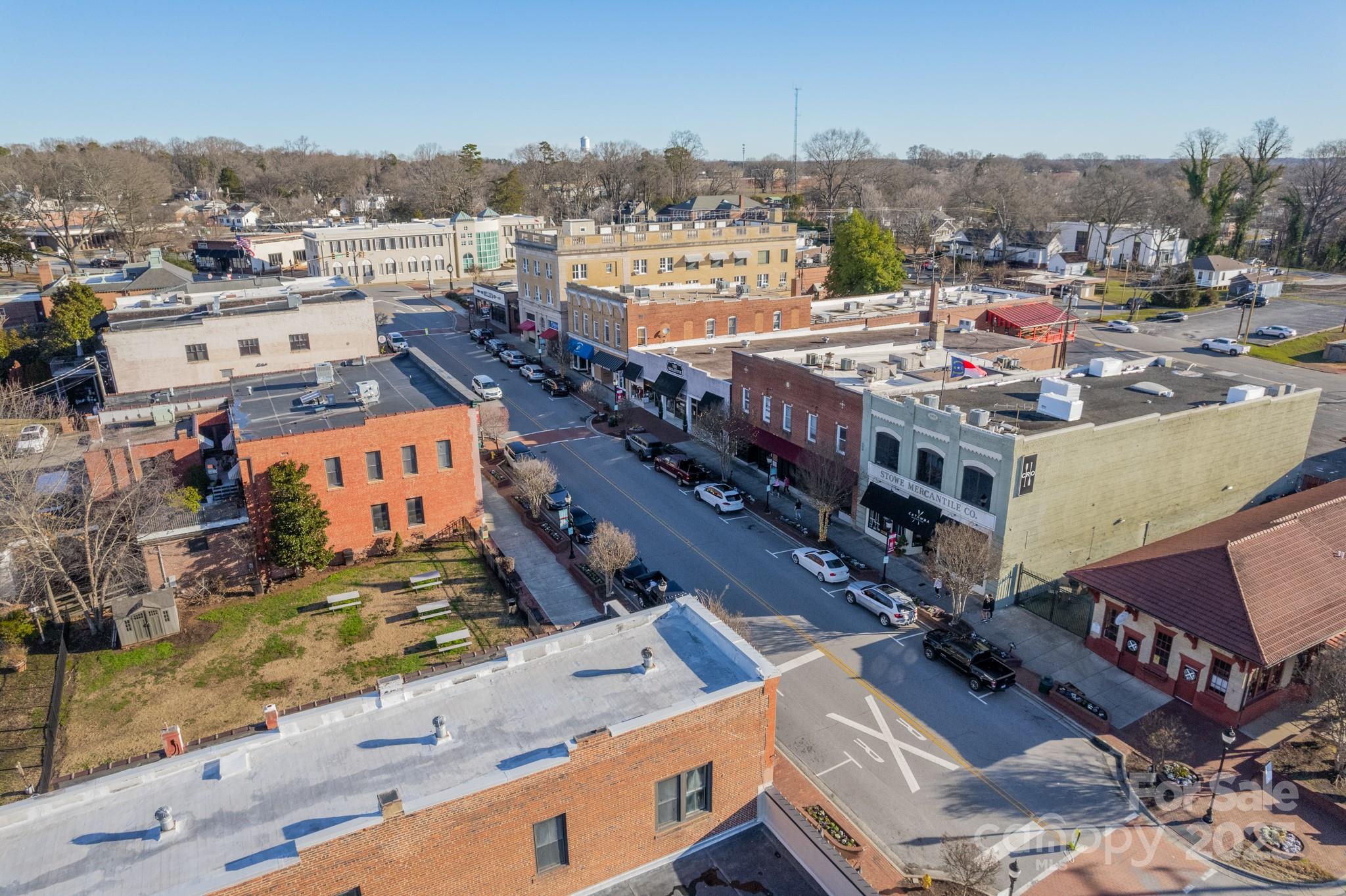 Belmont, North Carolina, 28012, United States, 4 Bedrooms Bedrooms, ,5 BathroomsBathrooms,Residential,Active,1992217