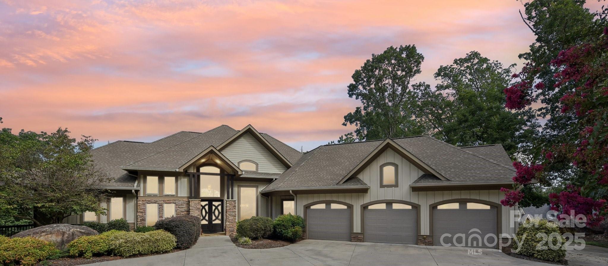 Denton, North Carolina, 27239, United States, 4 Bedrooms Bedrooms, ,7 BathroomsBathrooms,Residential,Active,1749263