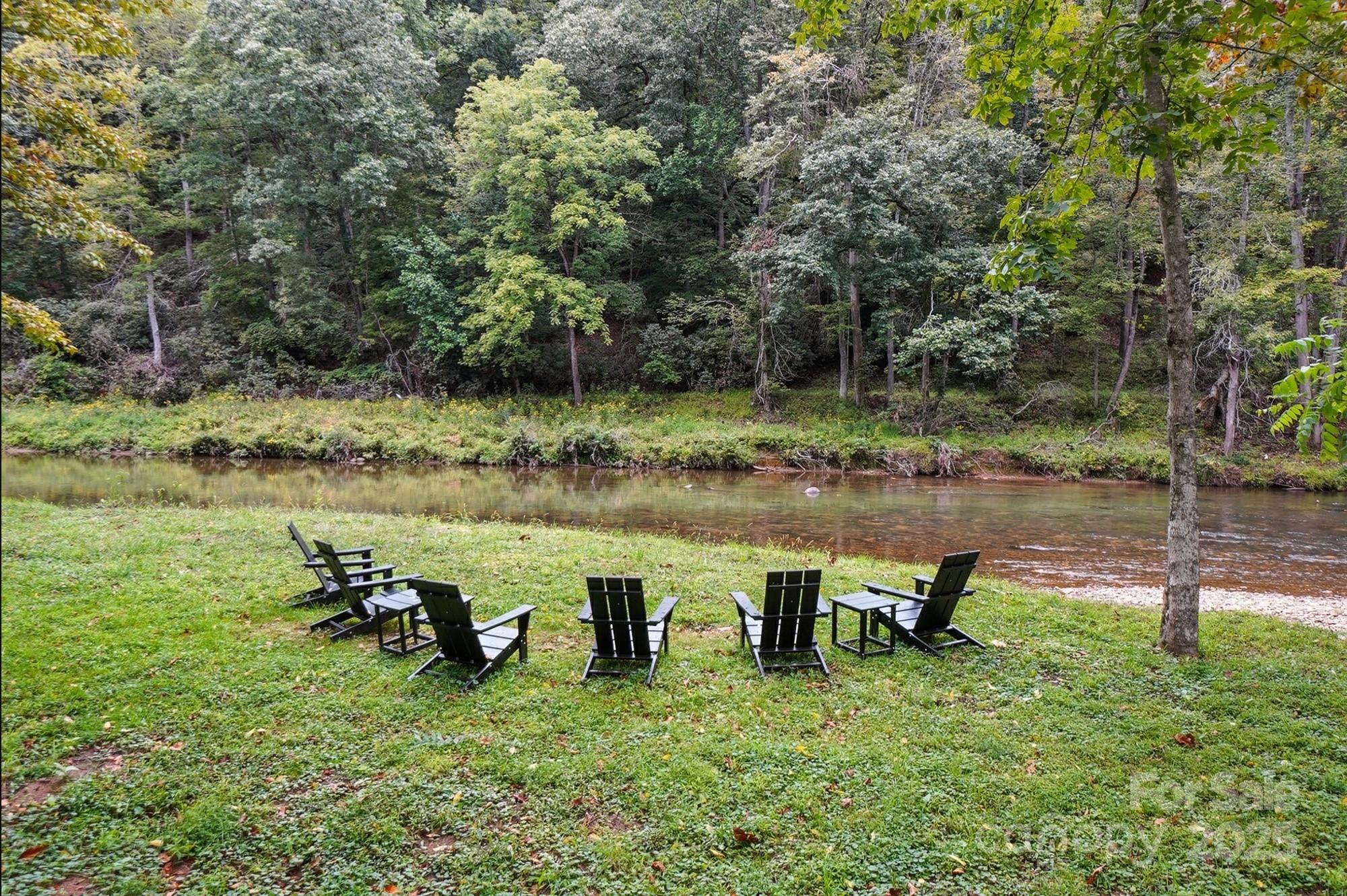 Lansing, North Carolina, 28643, United States, 3 Bedrooms Bedrooms, ,5 BathroomsBathrooms,Residential,Active,1959552