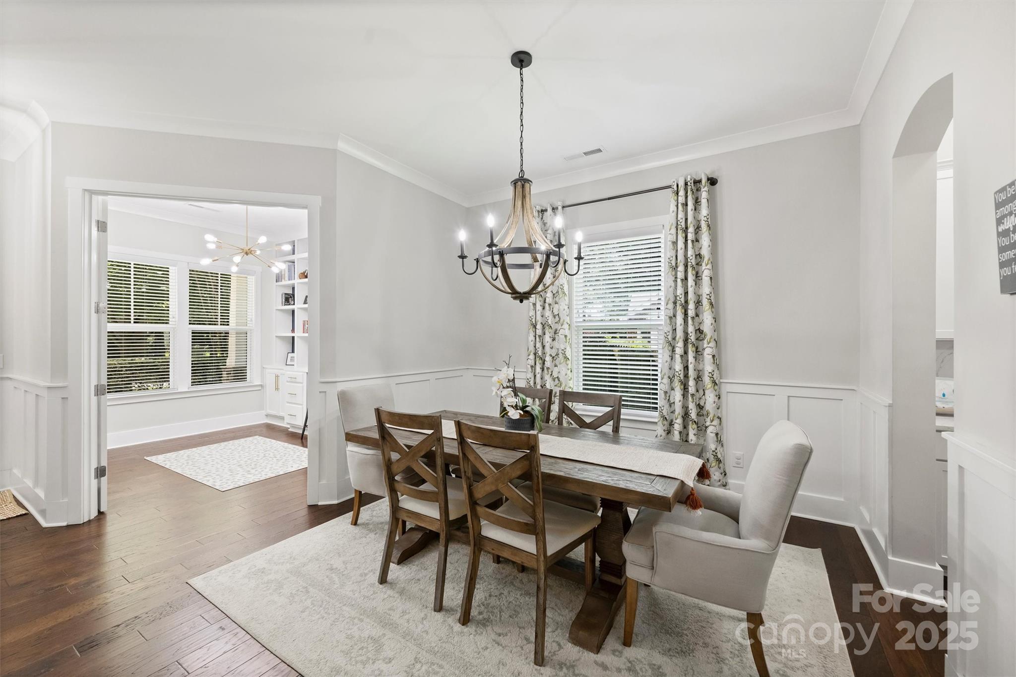 Charlotte, North Carolina, 28205, United States, 4 Bedrooms Bedrooms, ,4 BathroomsBathrooms,Residential,Active,1934773