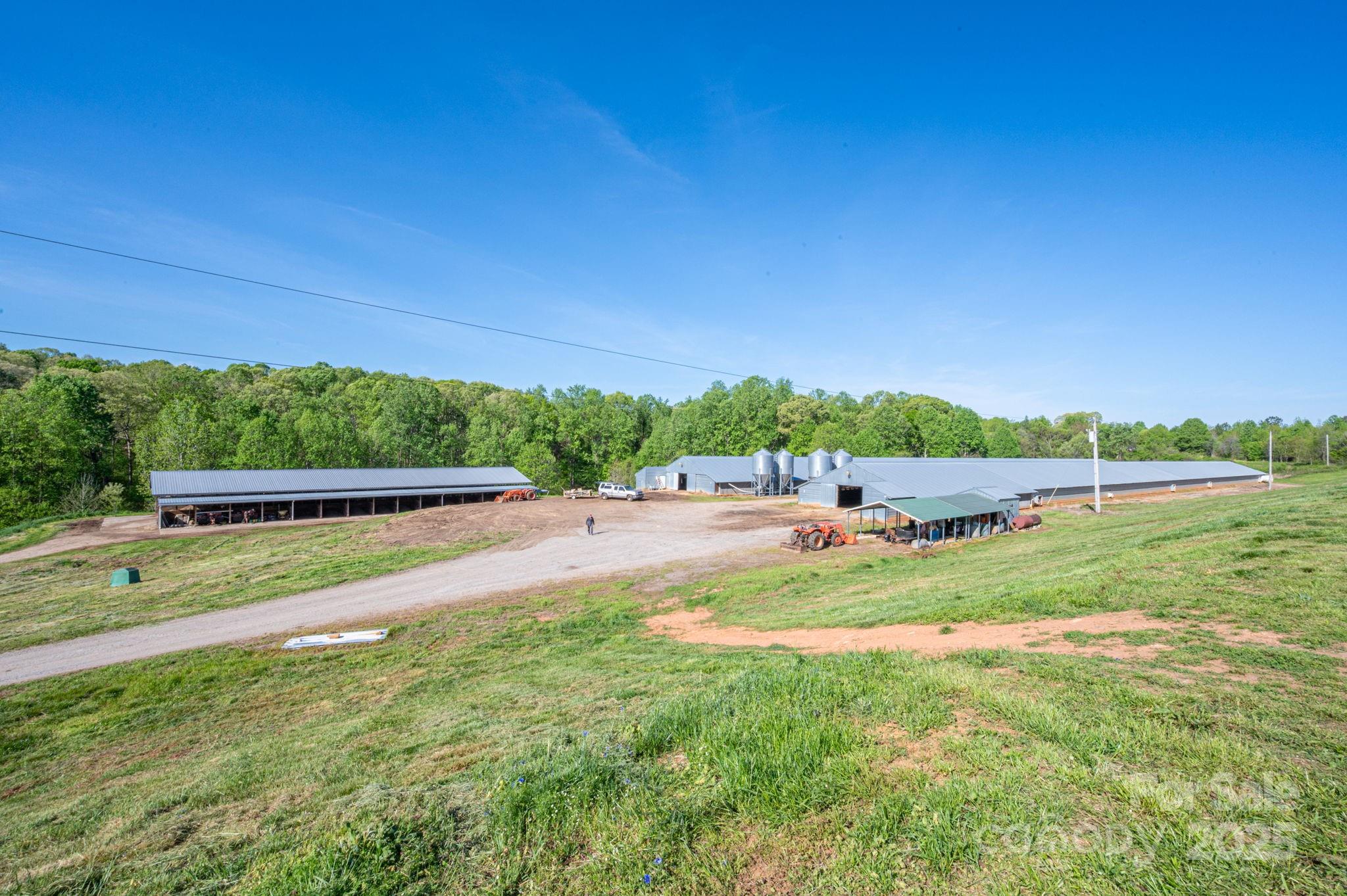 Vale, North Carolina, 28168, United States, 3 Bedrooms Bedrooms, ,4 BathroomsBathrooms,Residential,Active,1880021