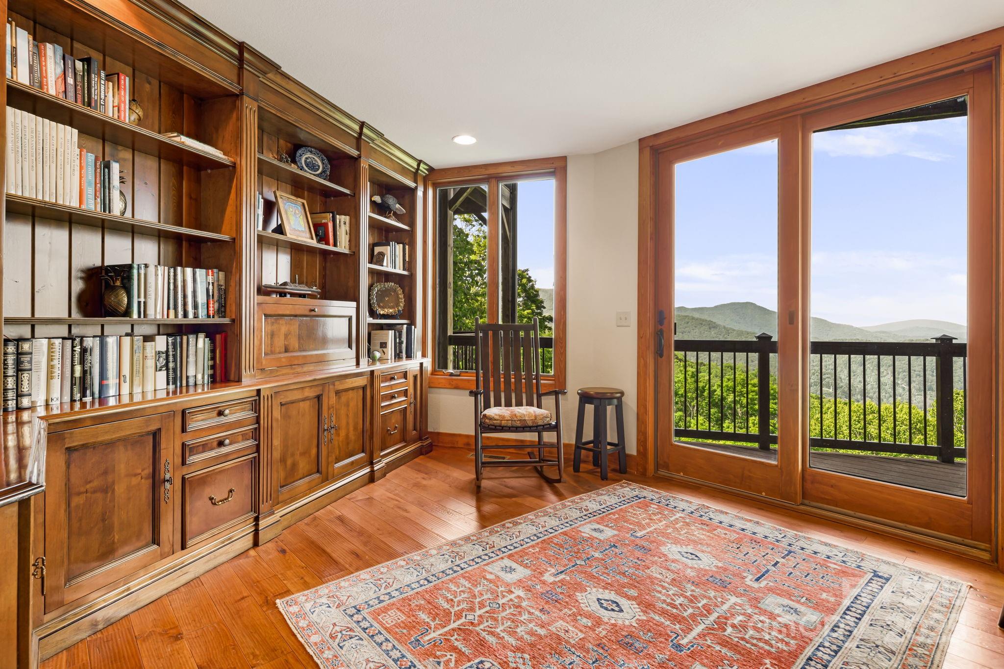 Mars Hill, North Carolina, 28754, United States, 4 Bedrooms Bedrooms, ,6 BathroomsBathrooms,Residential,Active,1996266