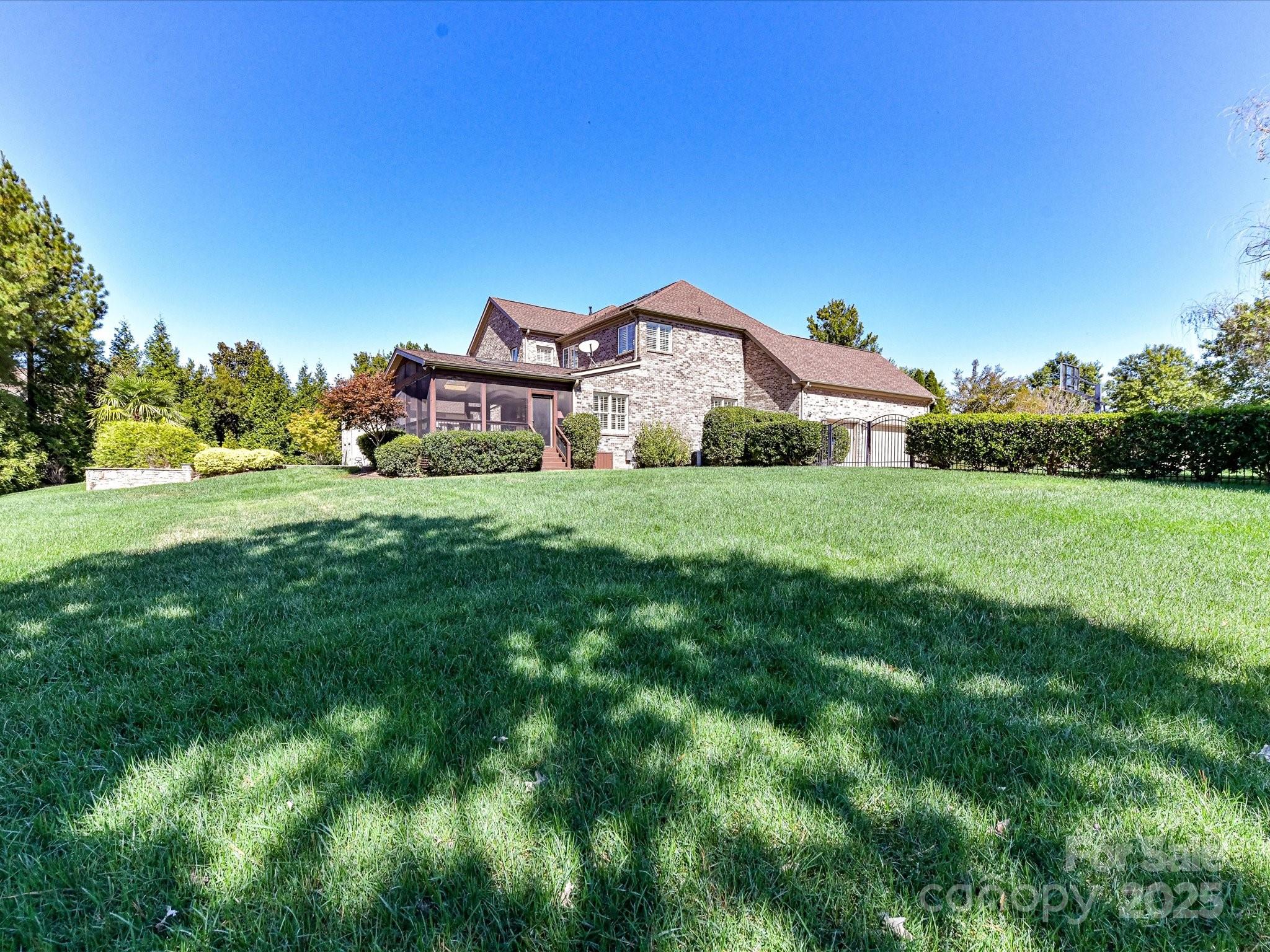 Waxhaw, North Carolina, 28173, United States, 6 Bedrooms Bedrooms, ,7 BathroomsBathrooms,Residential,Active,1964269
