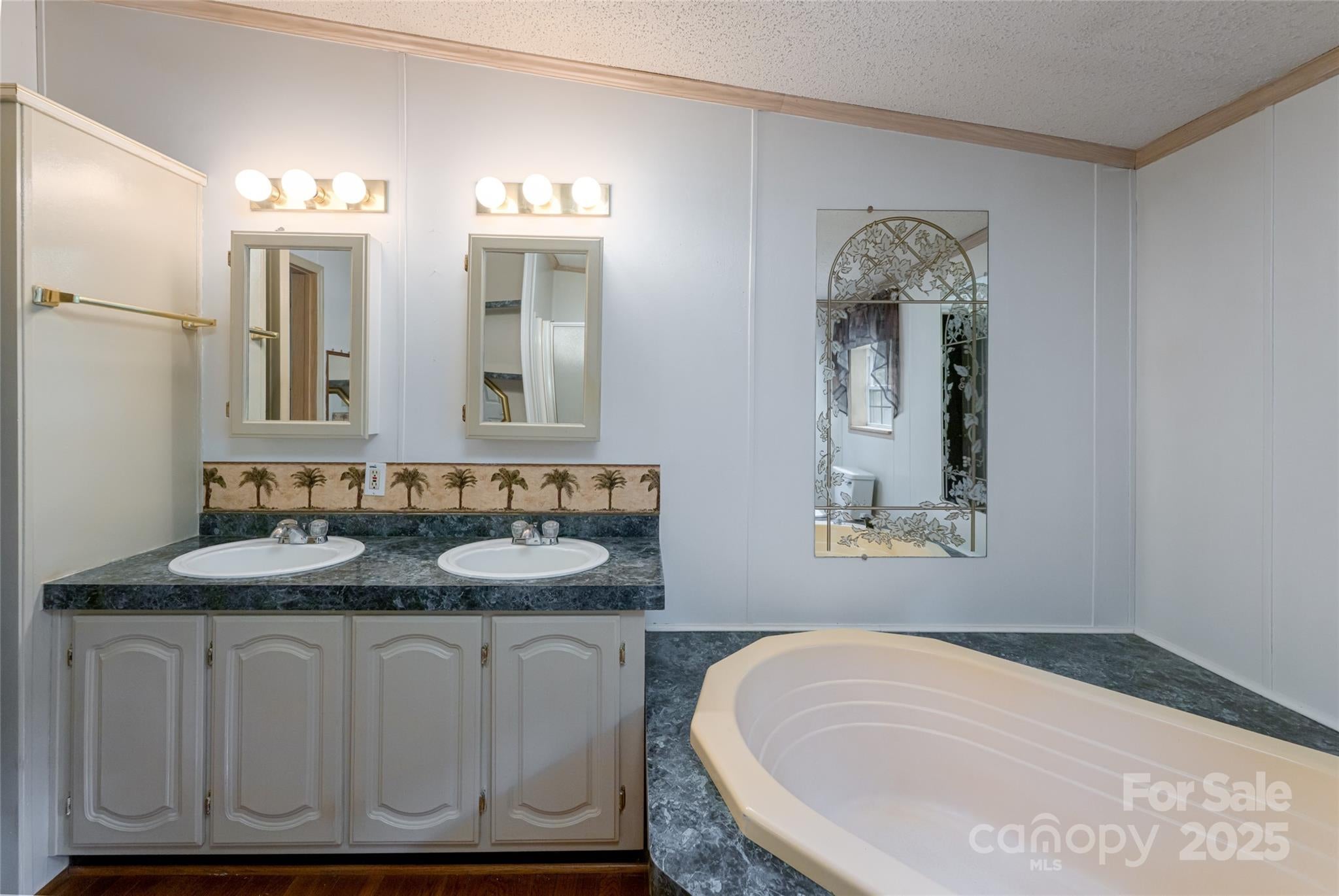 Weaverville, North Carolina, 28787, United States, 3 Bedrooms Bedrooms, ,2 BathroomsBathrooms,Residential,Active,1892411