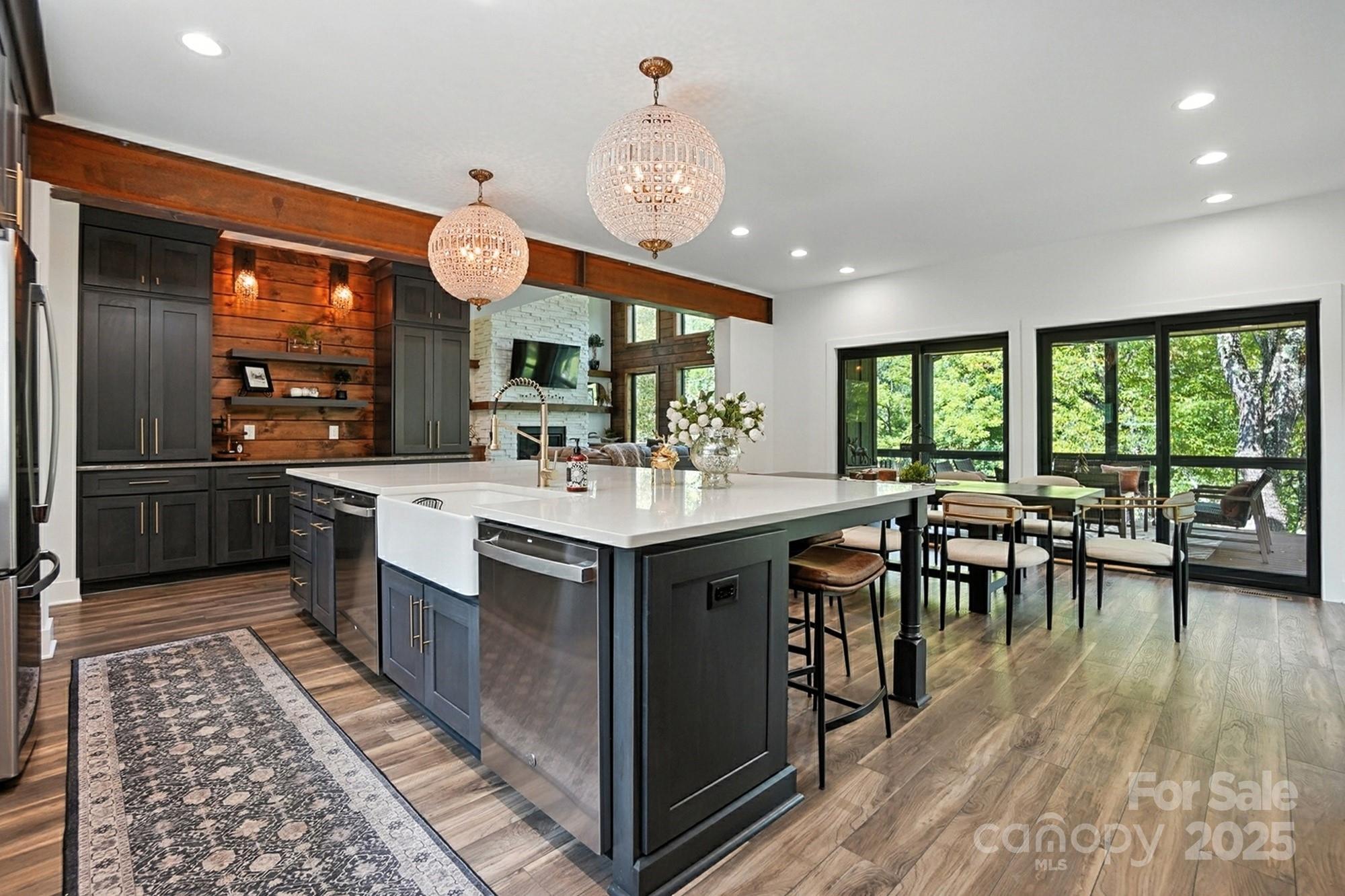 Lansing, North Carolina, 28643, United States, 3 Bedrooms Bedrooms, ,5 BathroomsBathrooms,Residential,Active,1959552