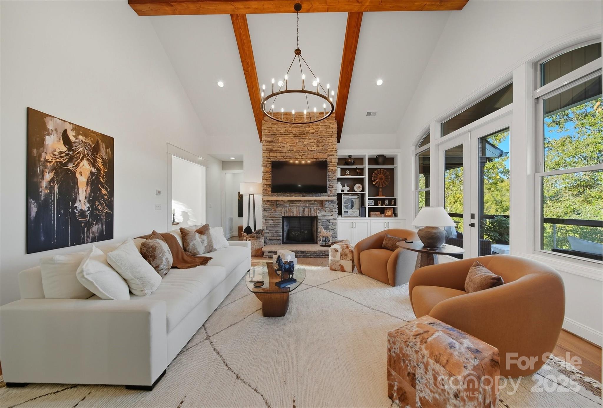 Hickory, North Carolina, 28601, United States, 3 Bedrooms Bedrooms, ,4 BathroomsBathrooms,Residential,Active,1942390