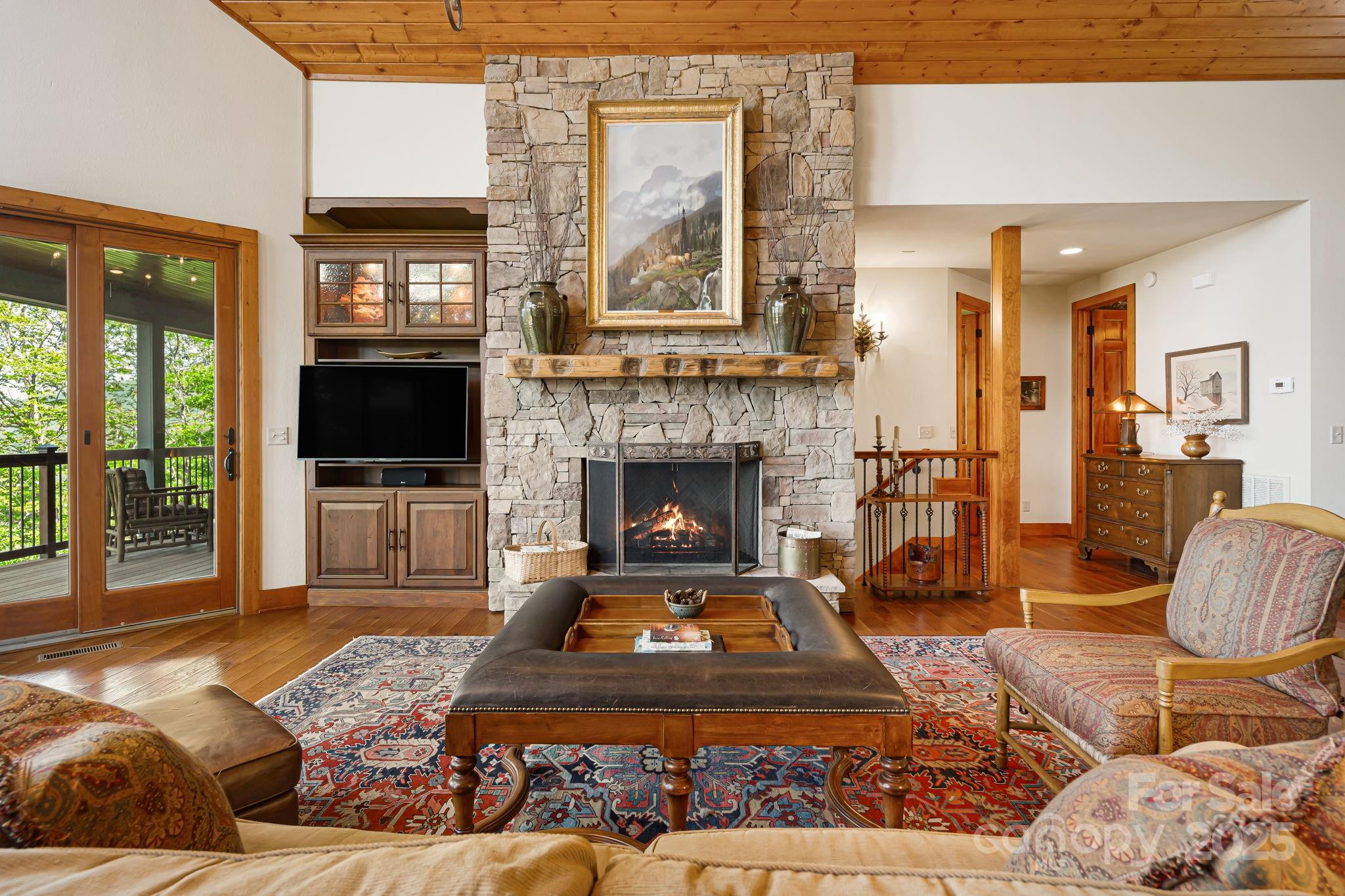 Mars Hill, North Carolina, 28754, United States, 4 Bedrooms Bedrooms, ,6 BathroomsBathrooms,Residential,Active,1996266