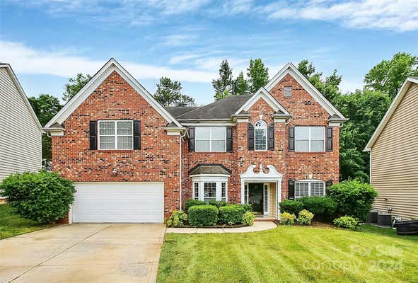 3804 WATTS BLUFF DR, CHARLOTTE, NC 28213 - Image 1