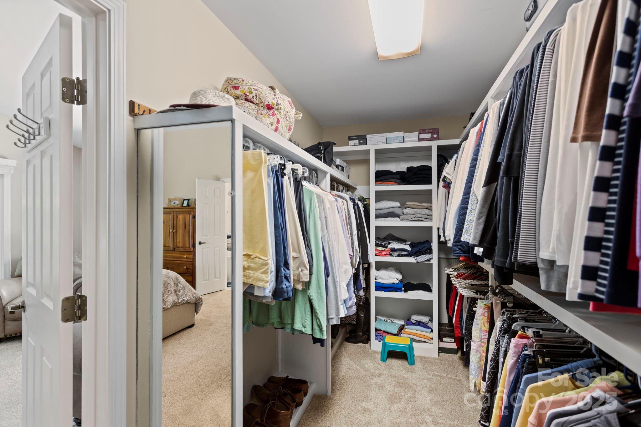 Flat Rock, North Carolina, 28731, United States, 3 Bedrooms Bedrooms, ,3 BathroomsBathrooms,Residential,Active,1989787