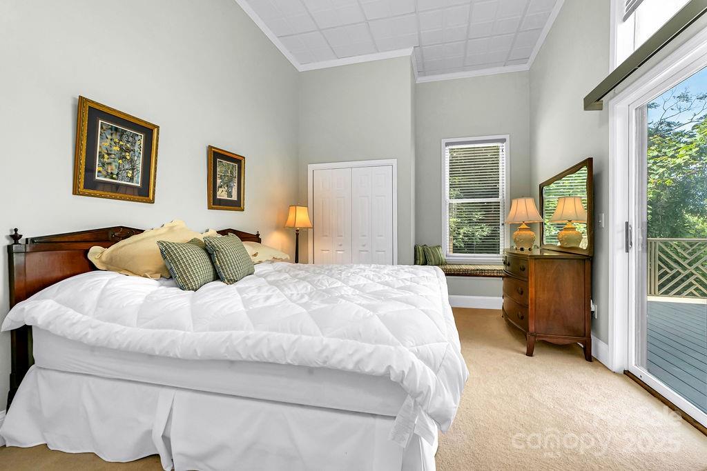 Brevard, North Carolina, 28712, United States, 4 Bedrooms Bedrooms, ,5 BathroomsBathrooms,Residential,Active,1997889